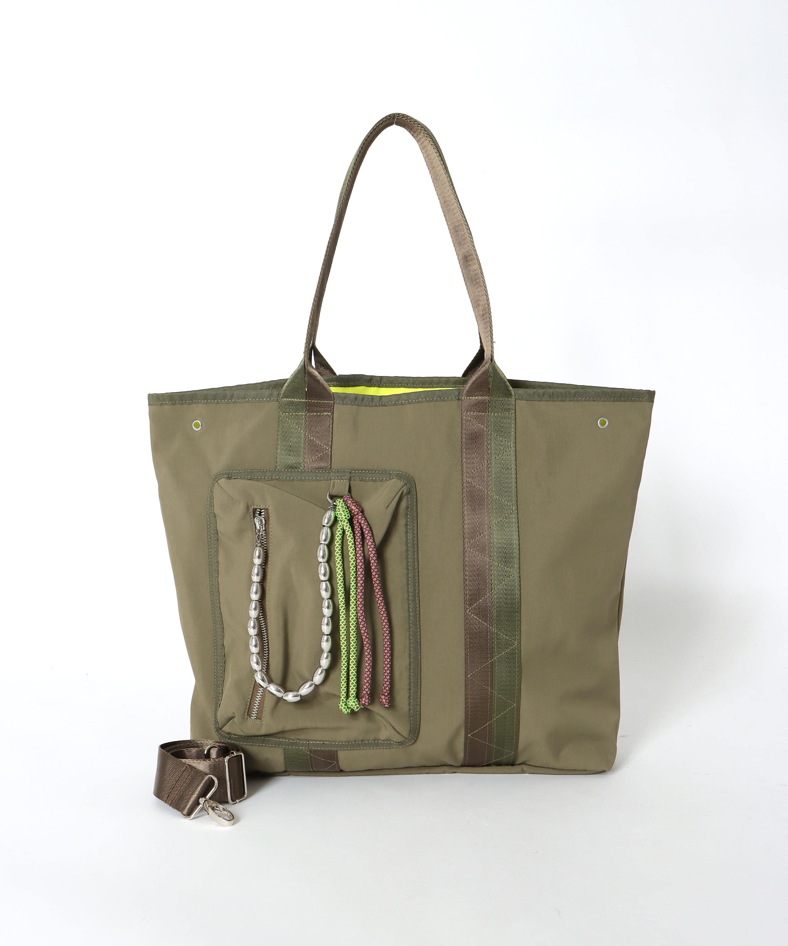 ミリタリーチャームトート