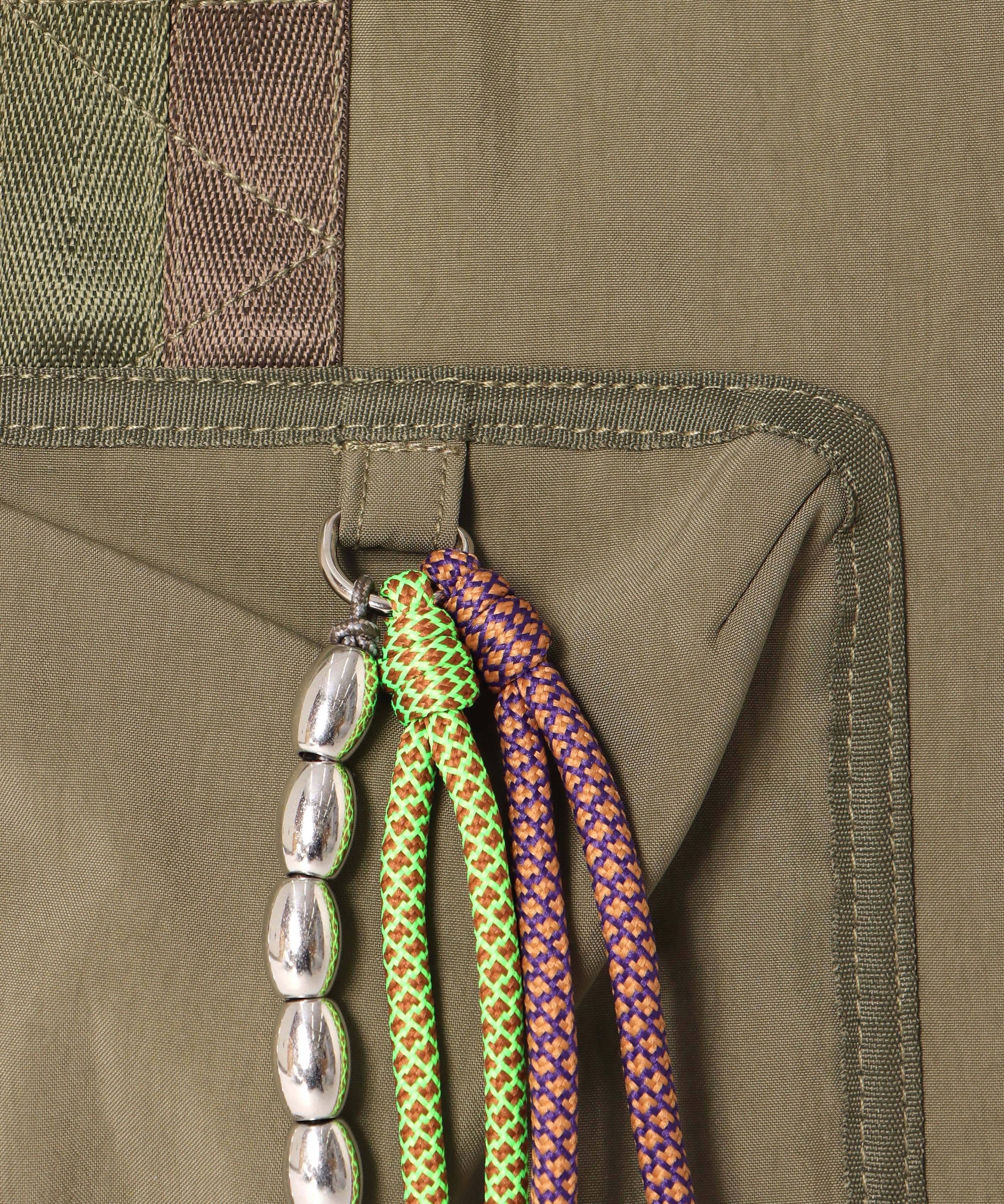 ミリタリーチャームトート