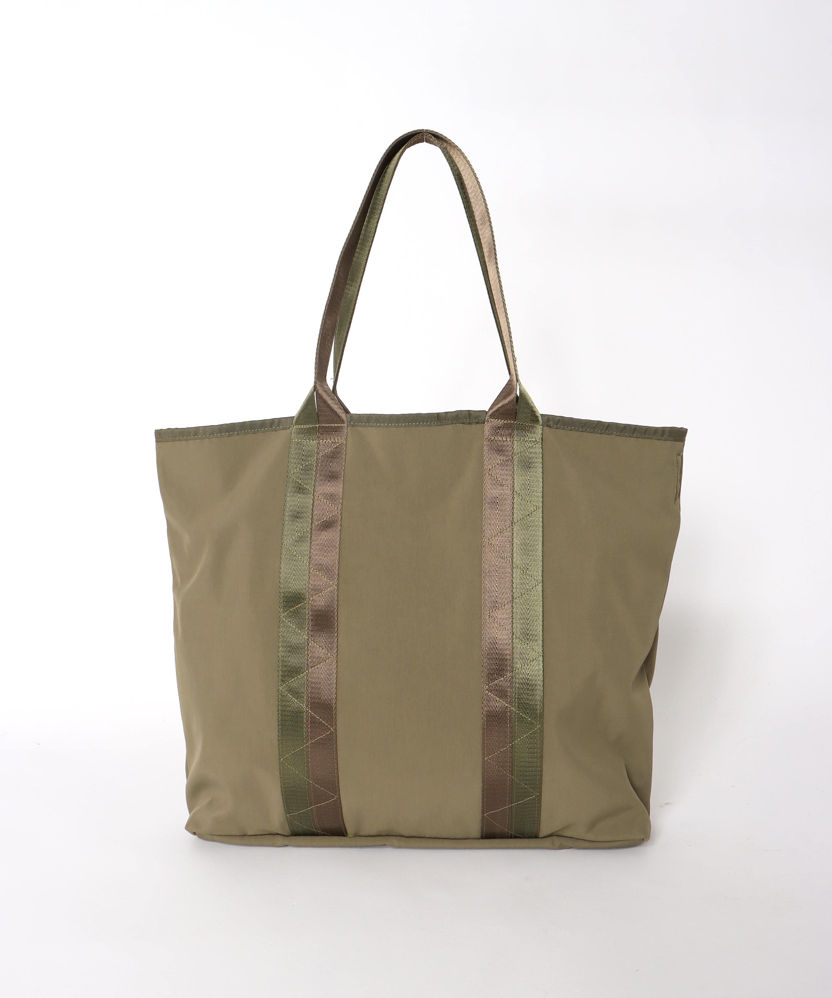 ミリタリーチャームトート