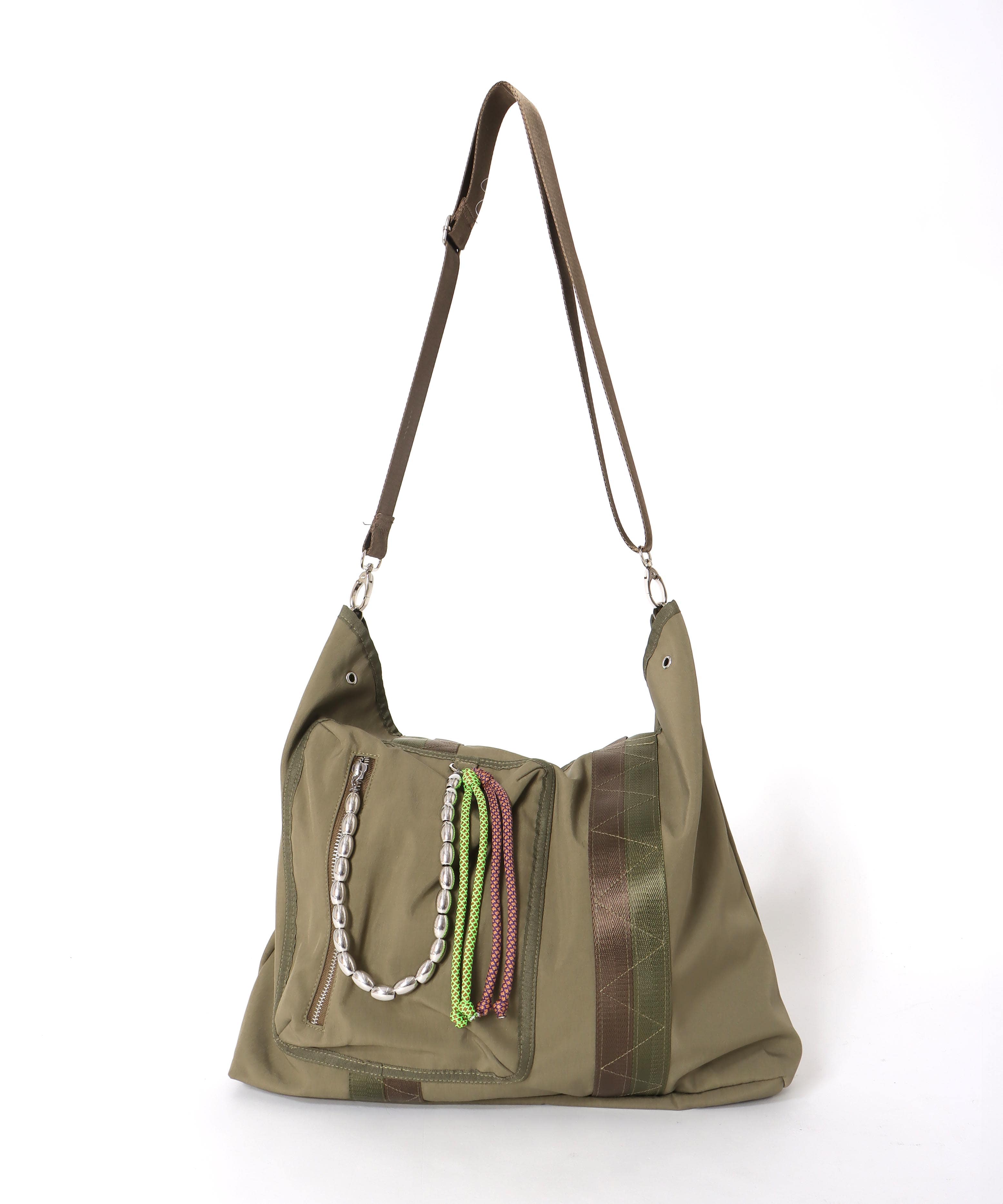 ミリタリーチャームトート