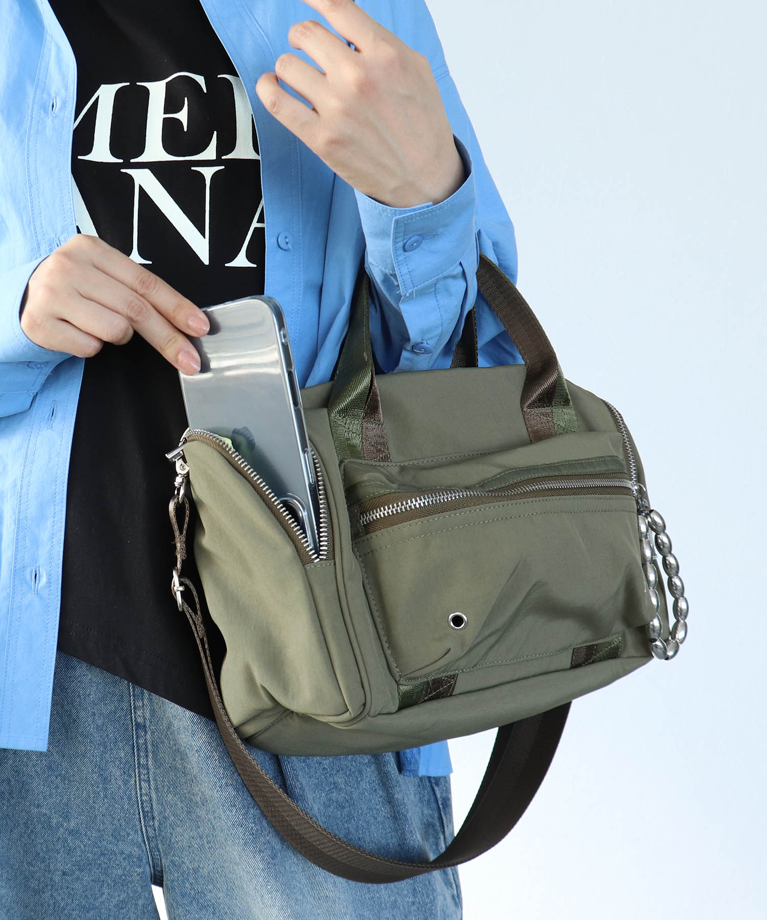 ミリタリーチャームボストンバッグ