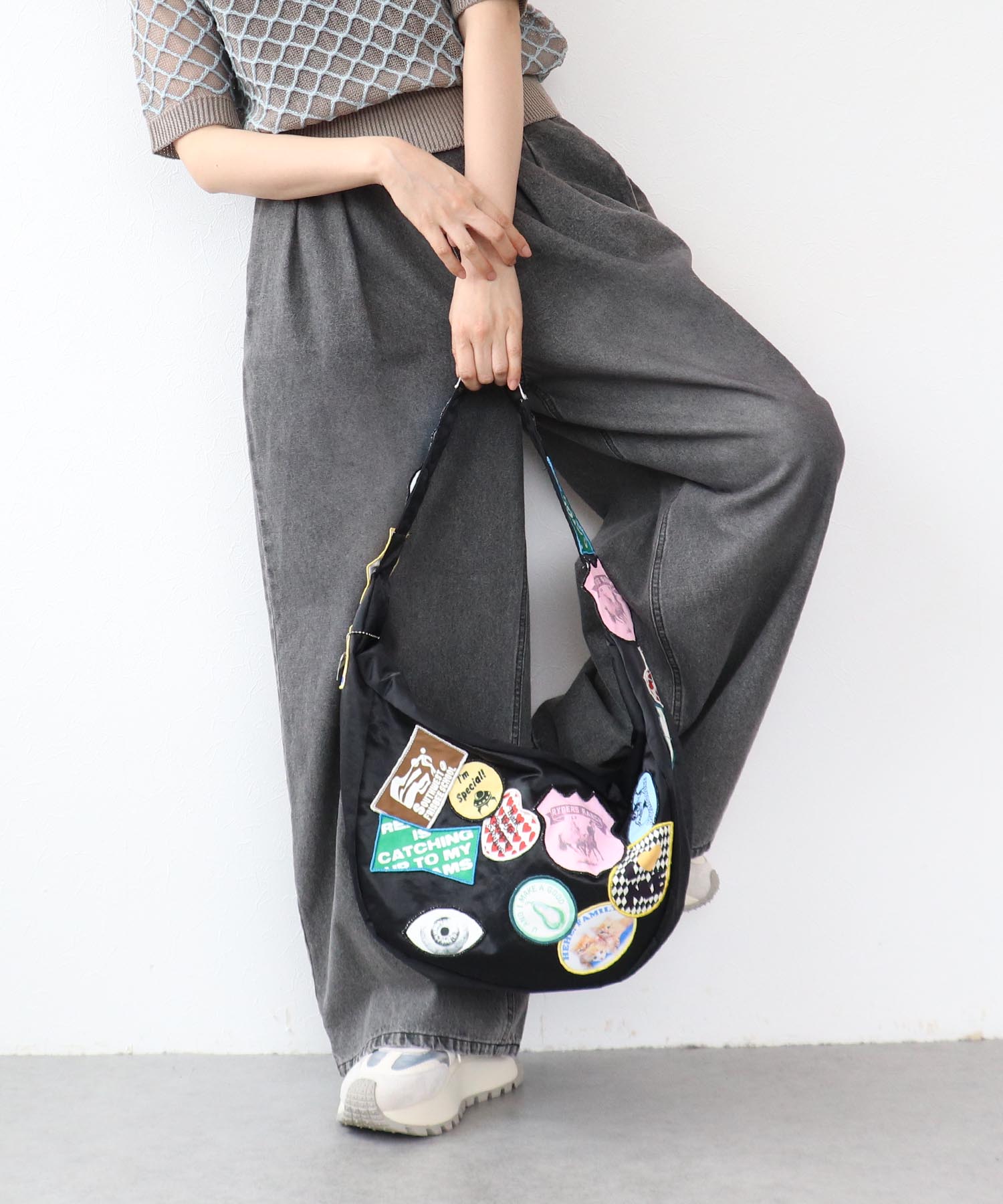 HEY! Mrs ROSE/ワッペンショルダーバッグ