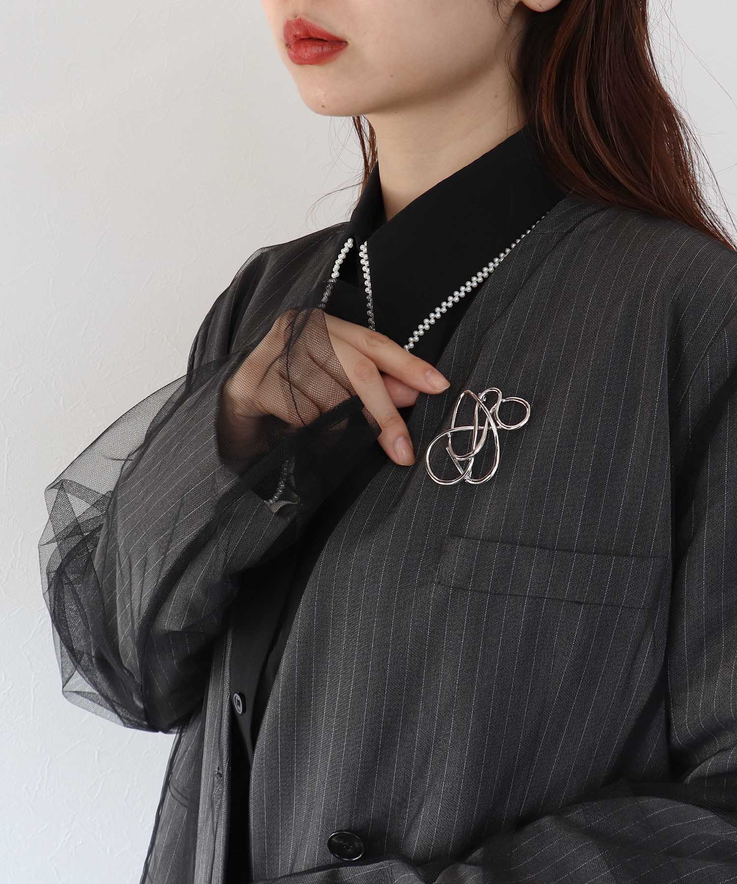 ニュアンスメタルブローチ