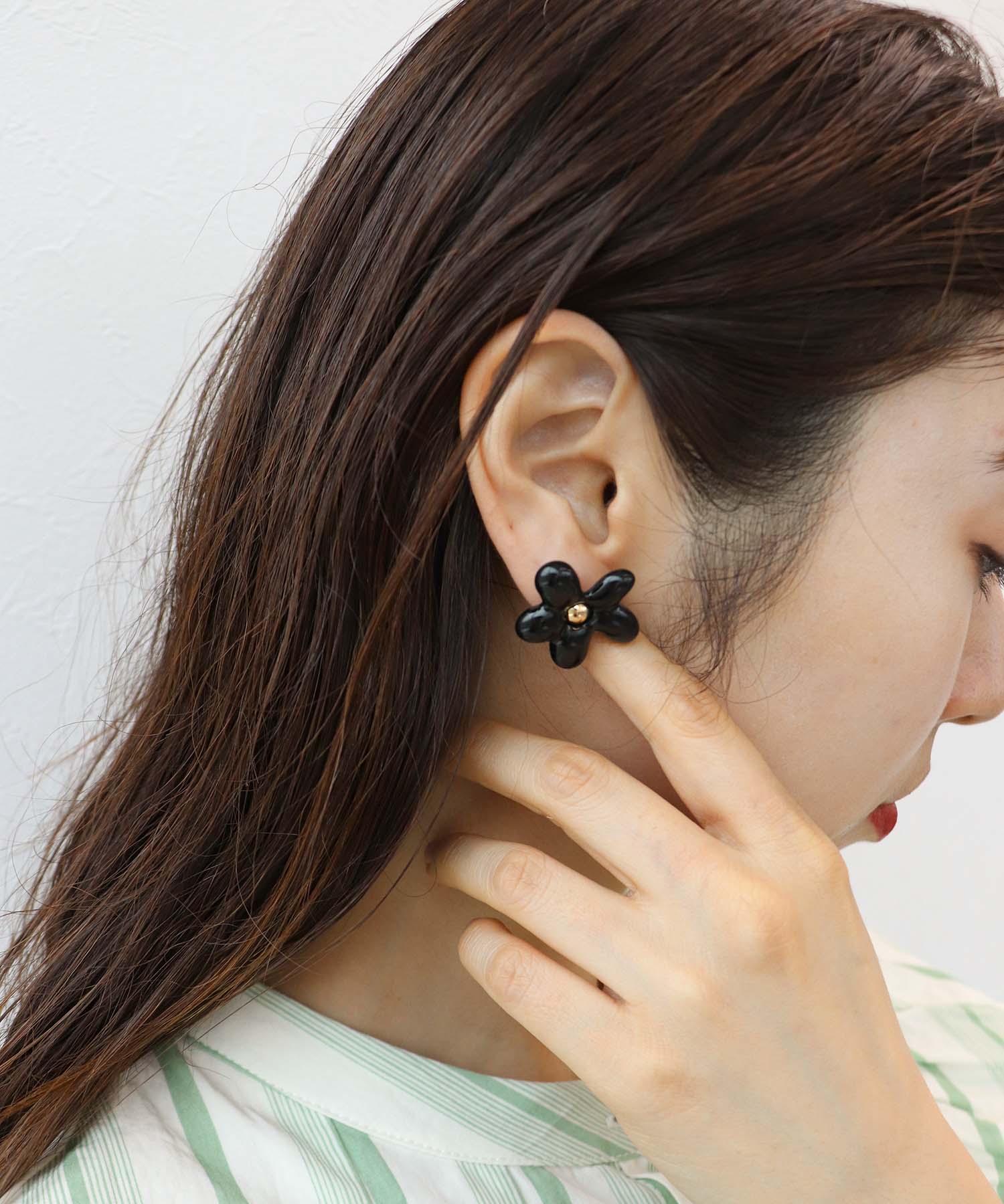 アクリルフラワーピアス