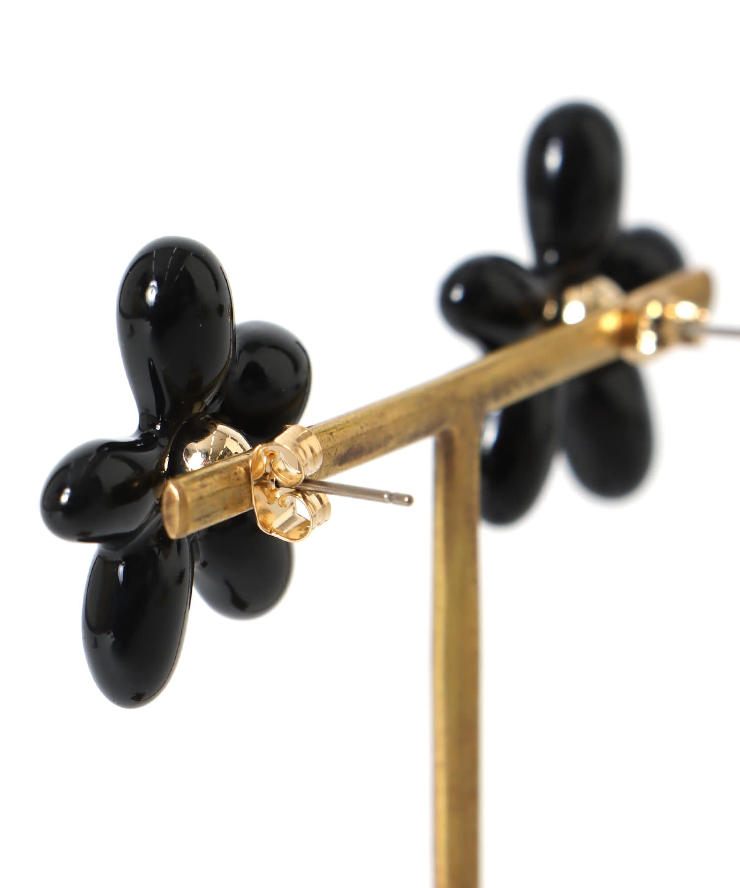 アクリルフラワーピアス