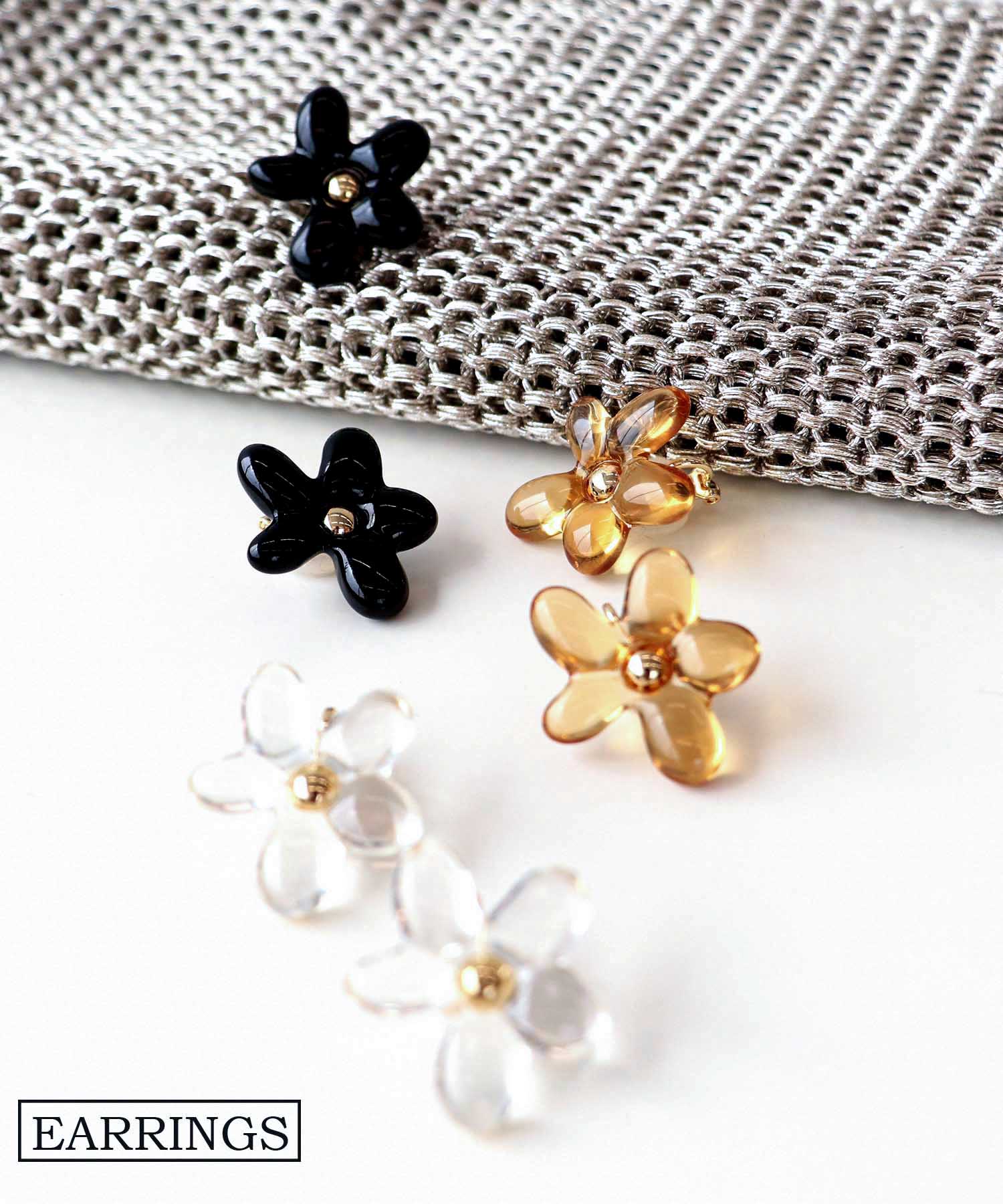 アクリルフラワーイヤリング