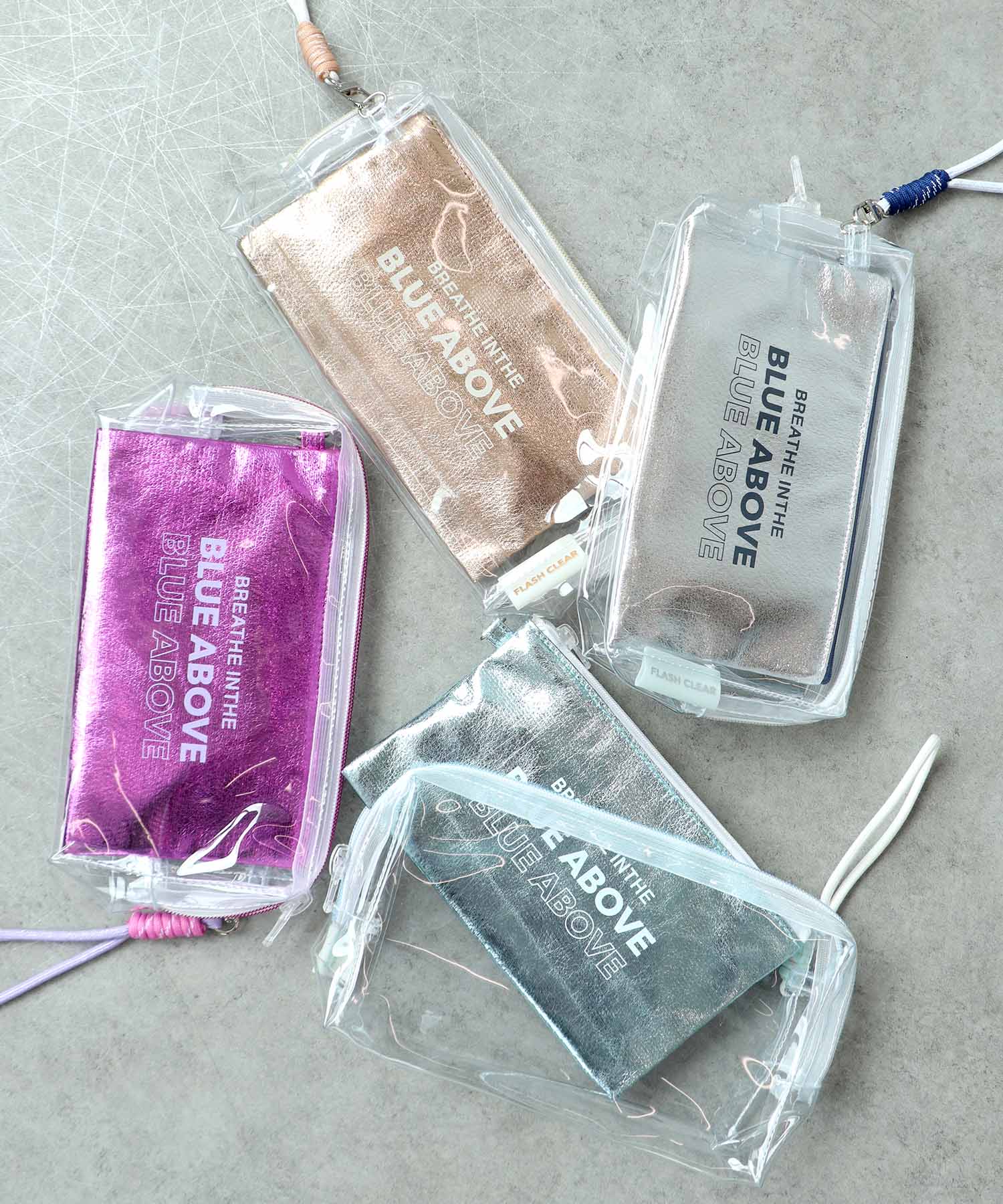 フラッシュクリア保冷ストラップポーチ