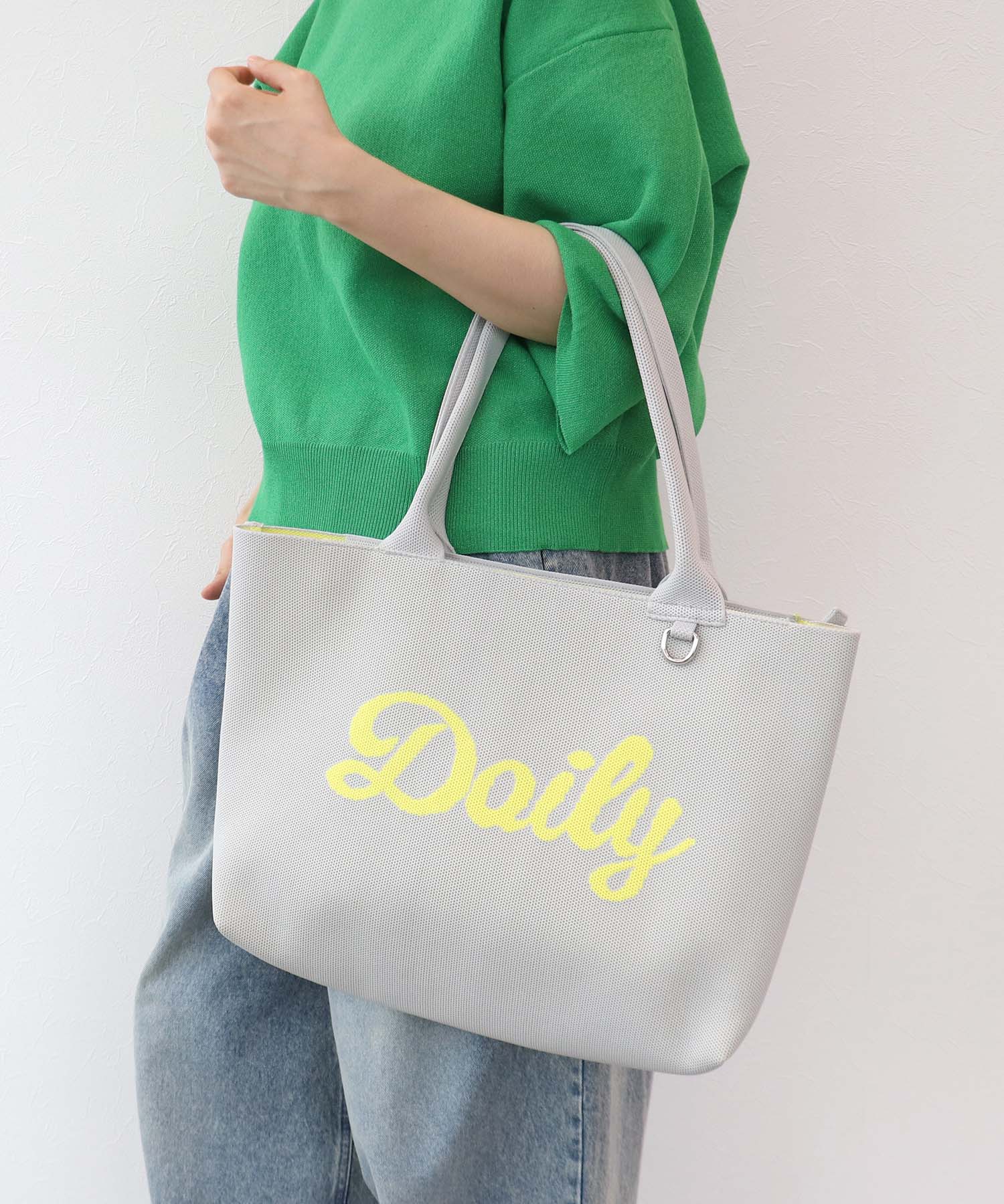 スアーブLOGOニットトート