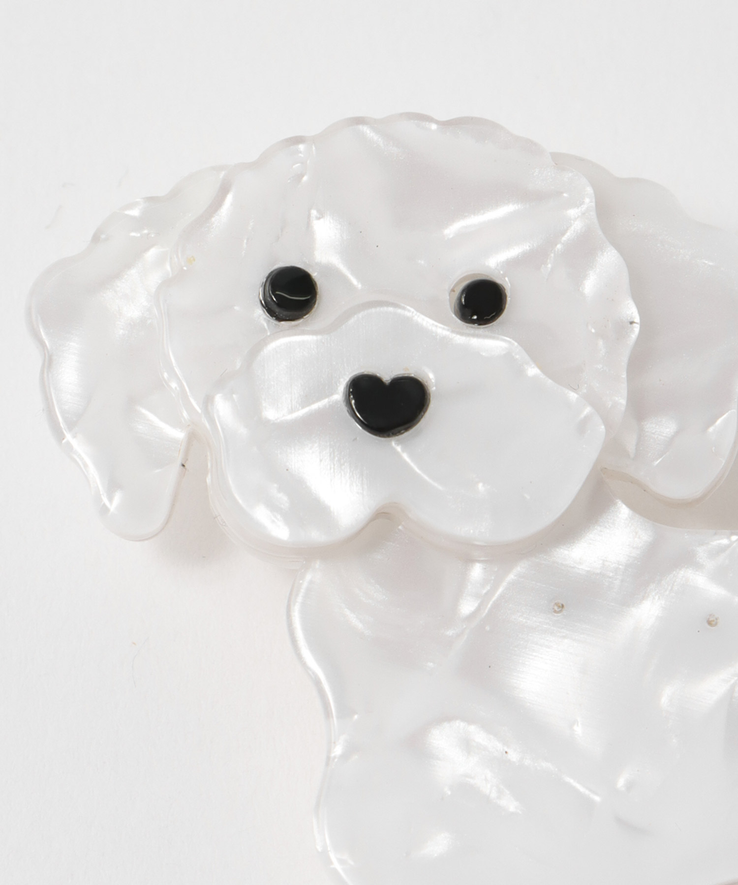 プードルブローチ