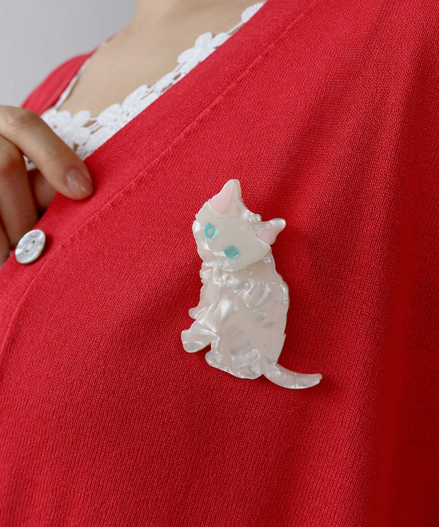 キャットブローチ