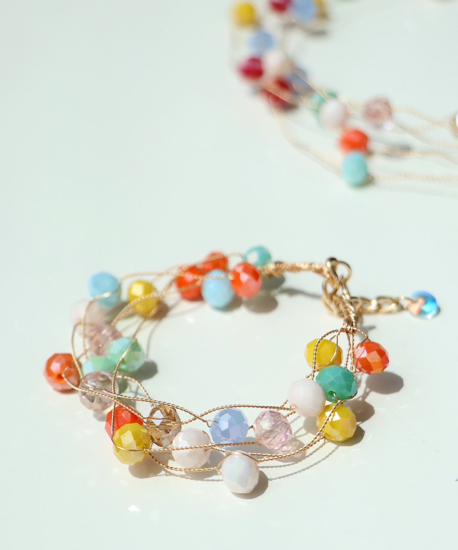 カラフルワイヤーブレス