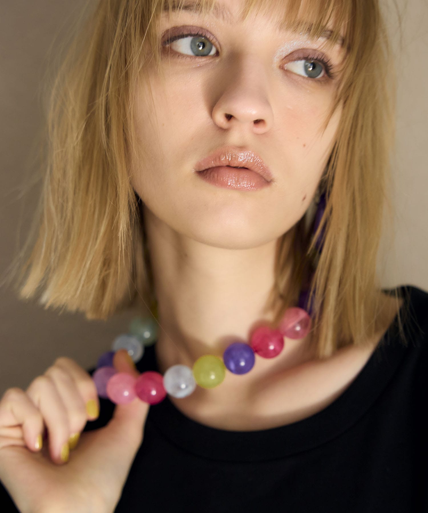 20mmクリアマーブルカラーボールネックレス