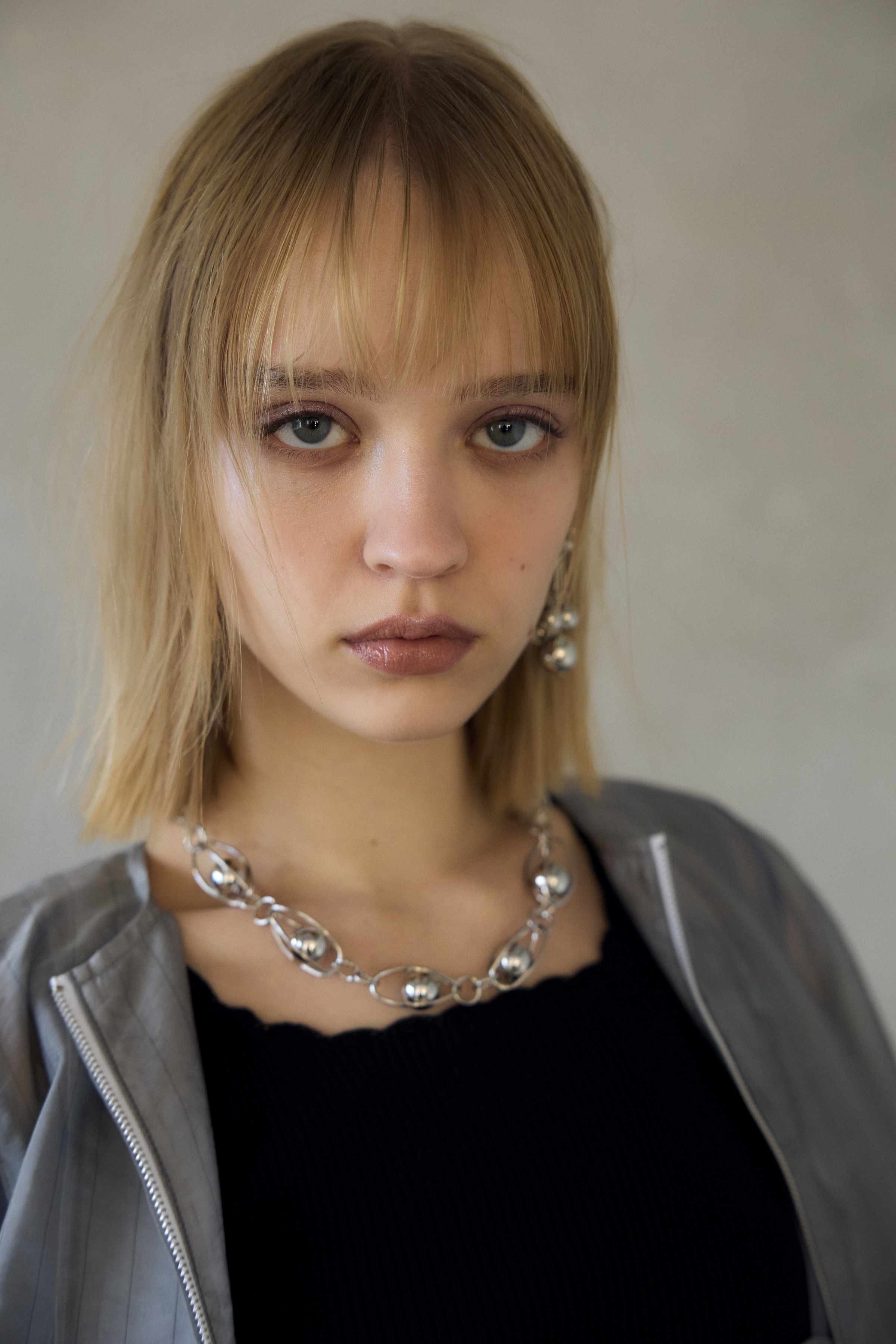 メタルスライドボールネックレス