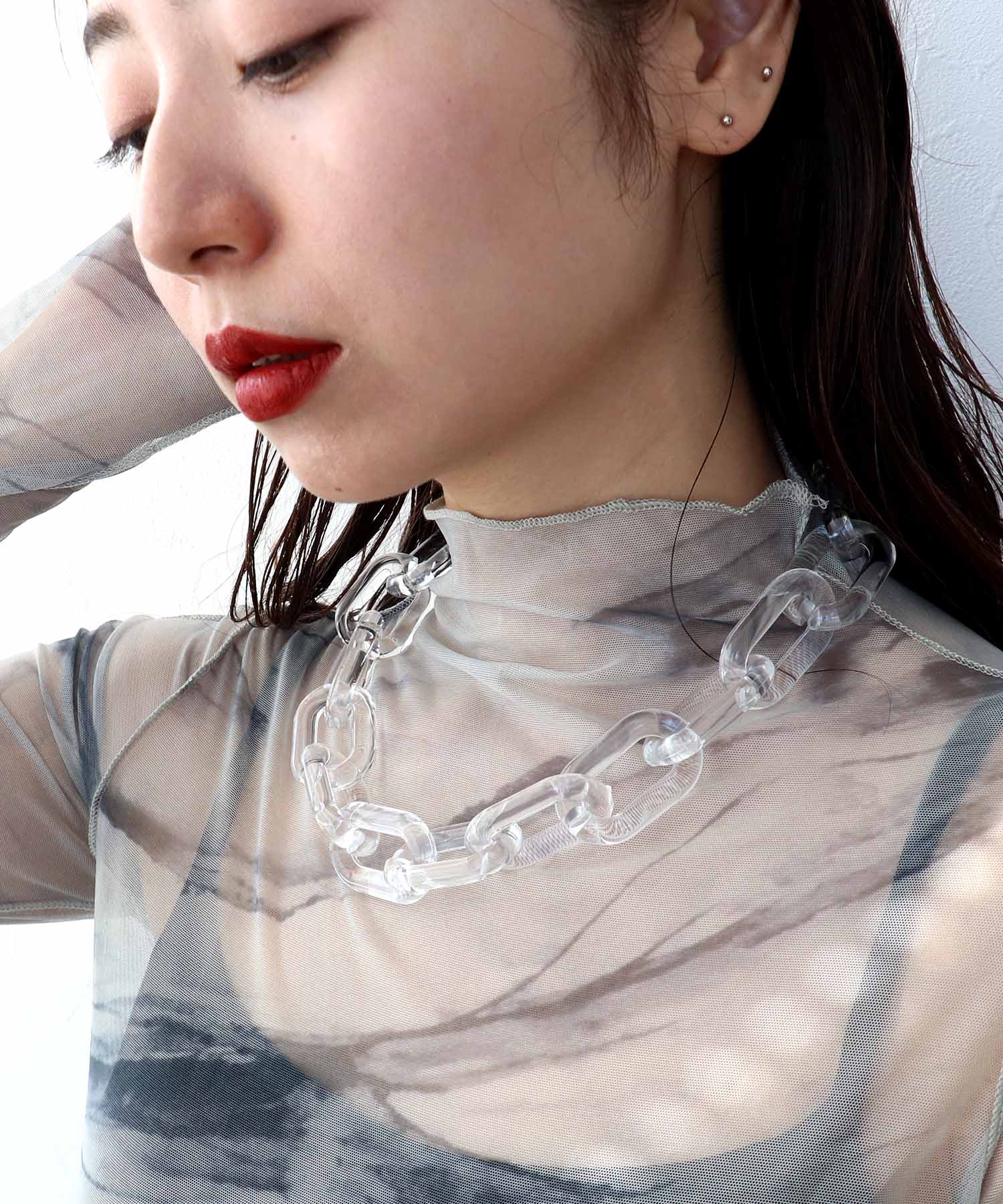 クリアアクリルチェーンネックレス