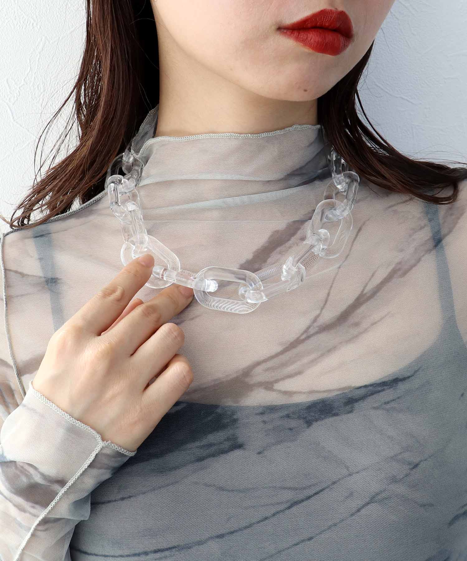 クリアアクリルチェーンネックレス