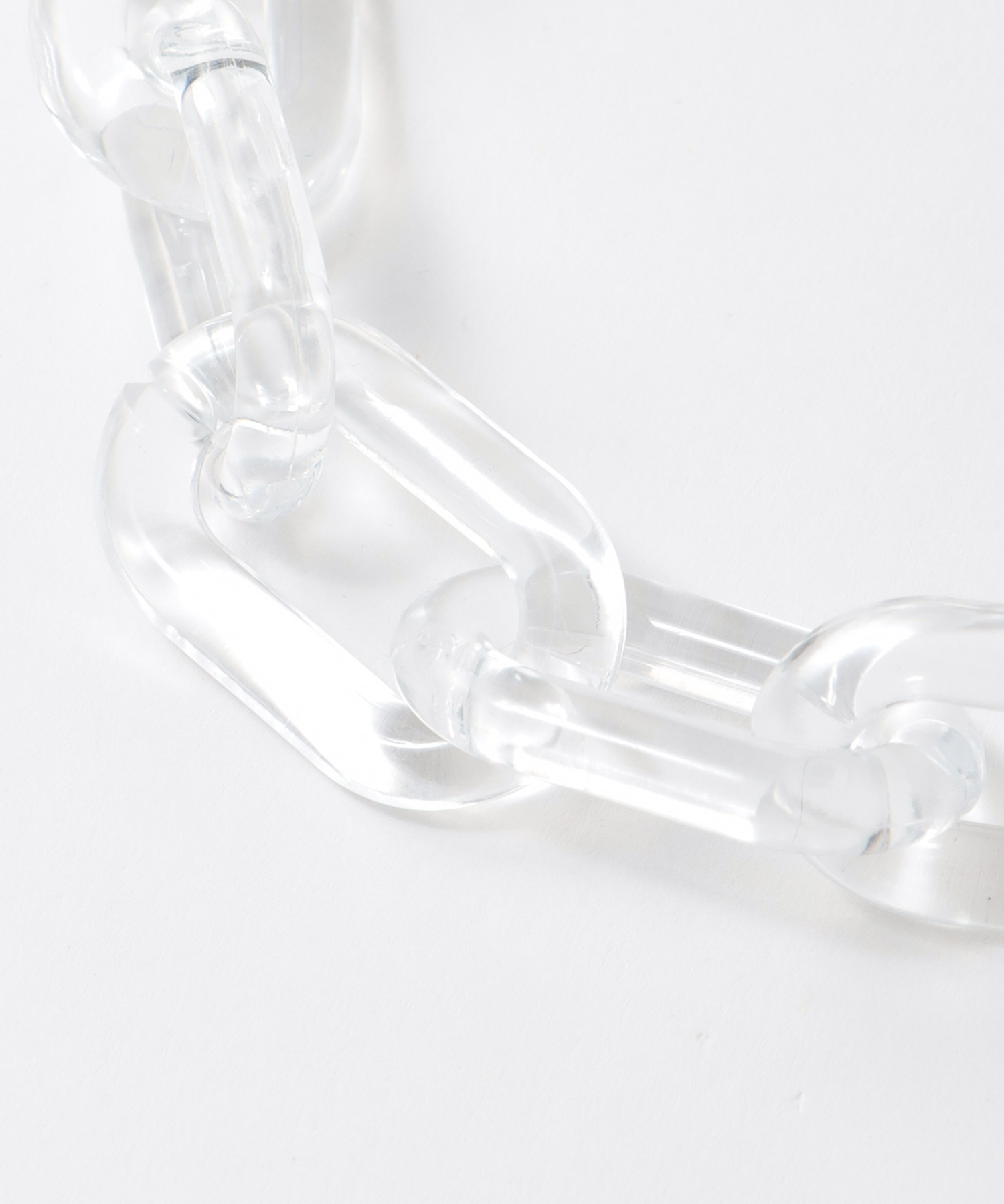 クリアアクリルチェーンネックレス