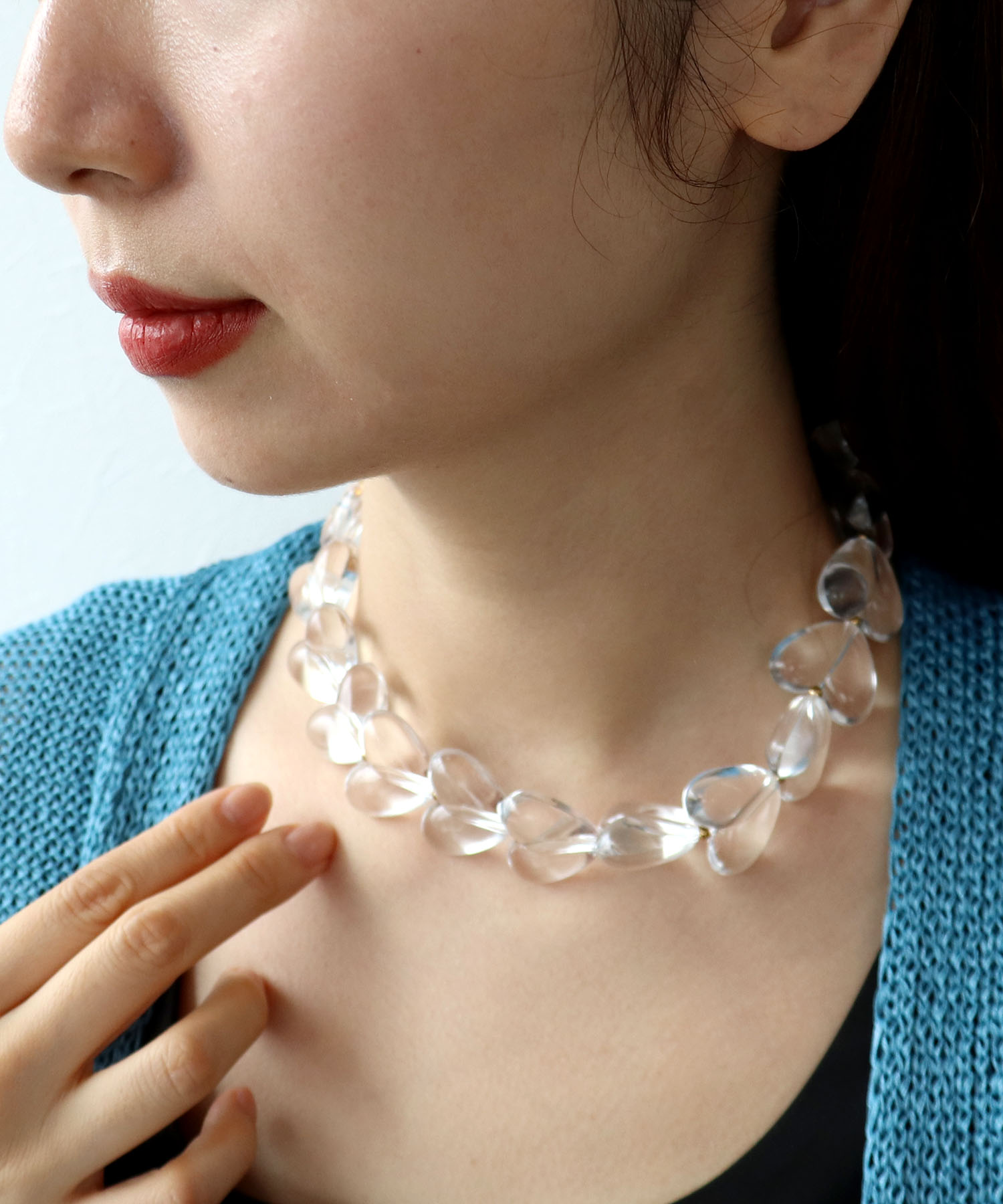 クリアアクリルハートネックレス