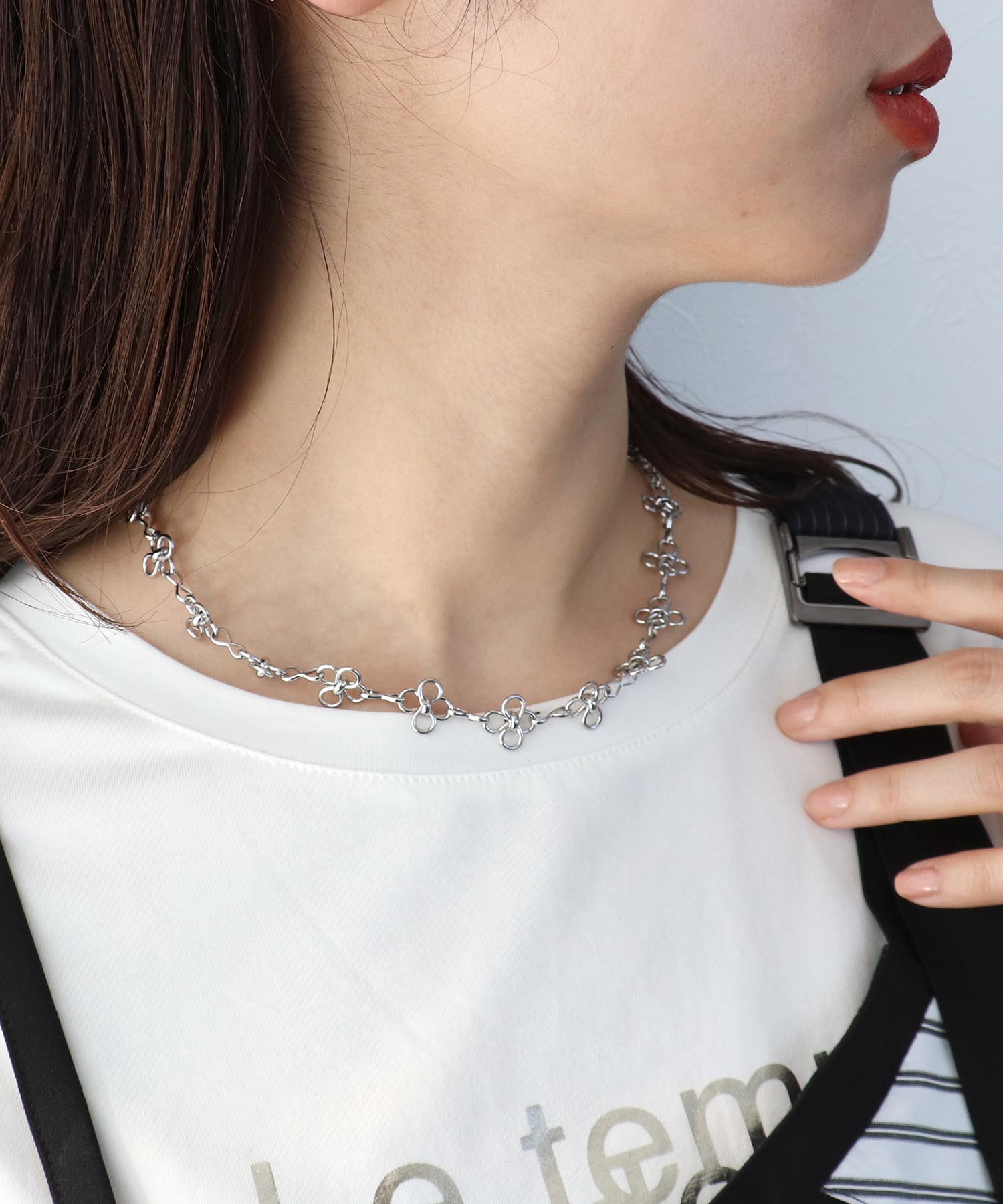 メタルフラワーステンレスネックレス