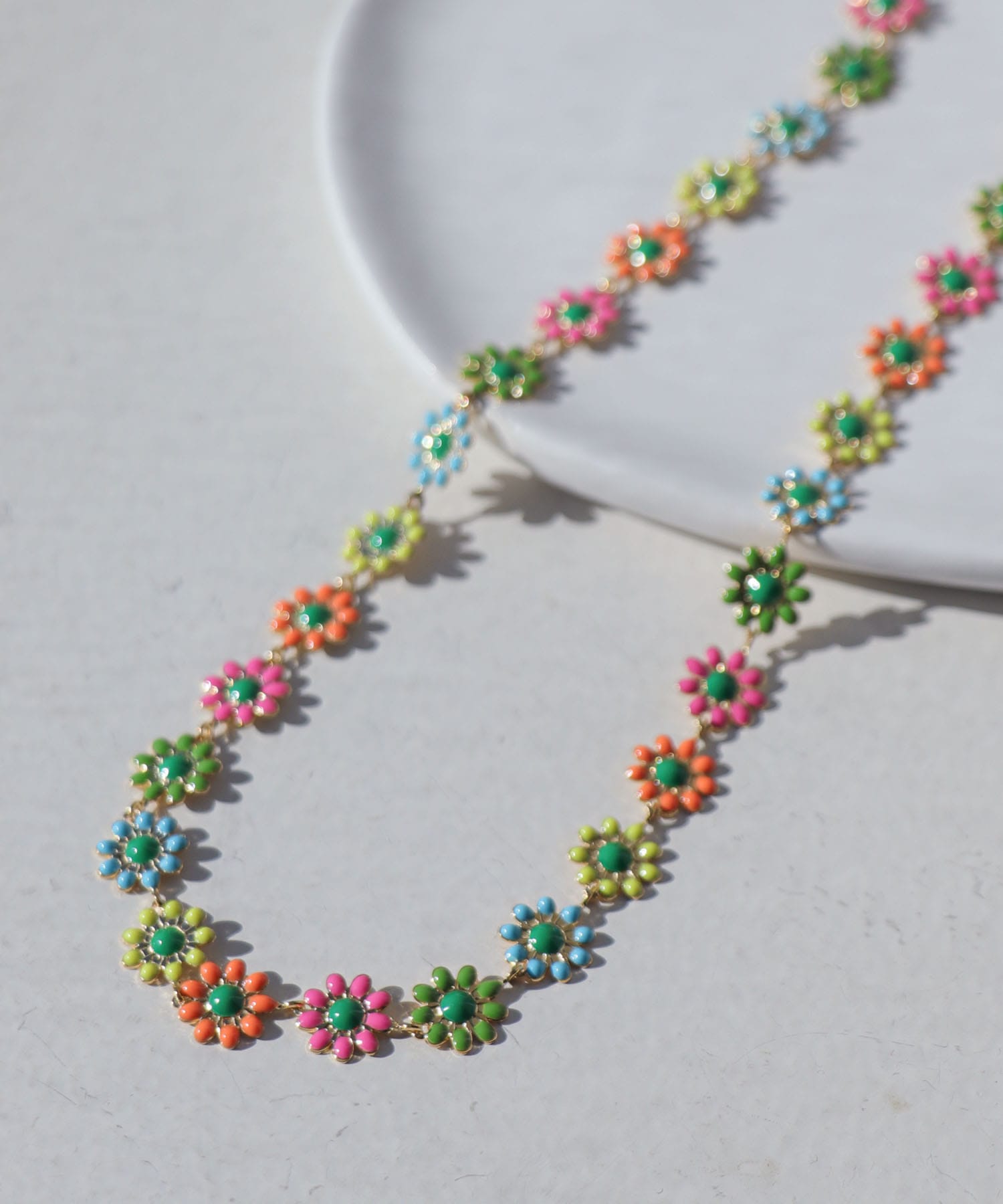 カラフルフラワーネックレス