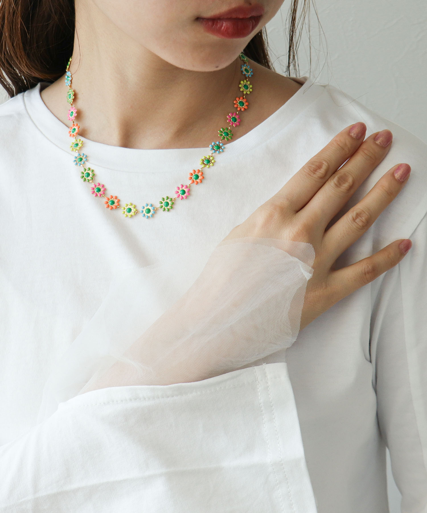 カラフルフラワーネックレス