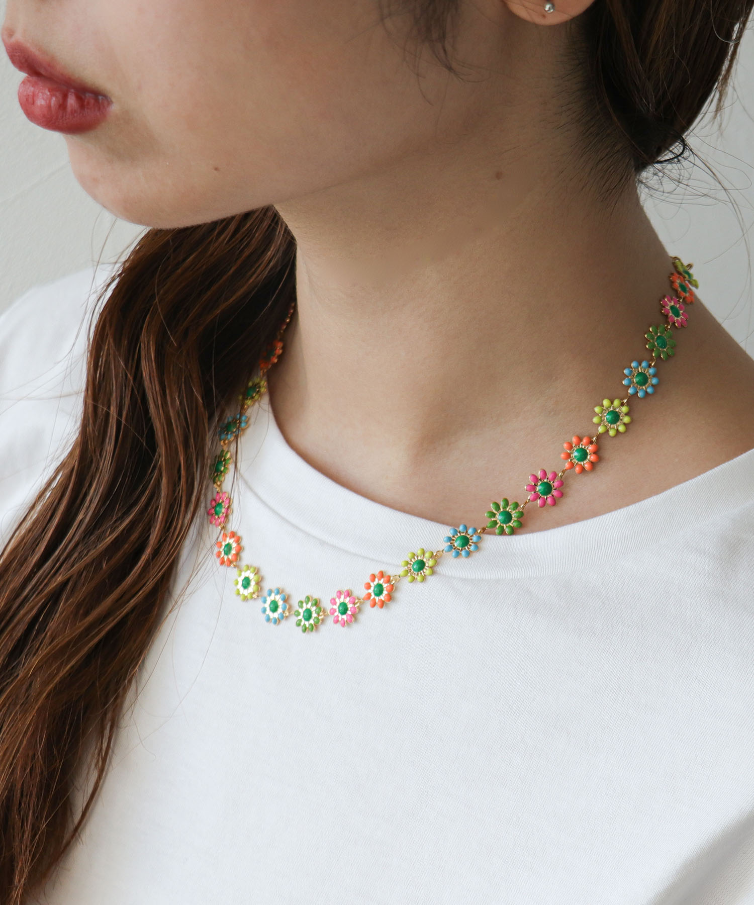 カラフルフラワーネックレス