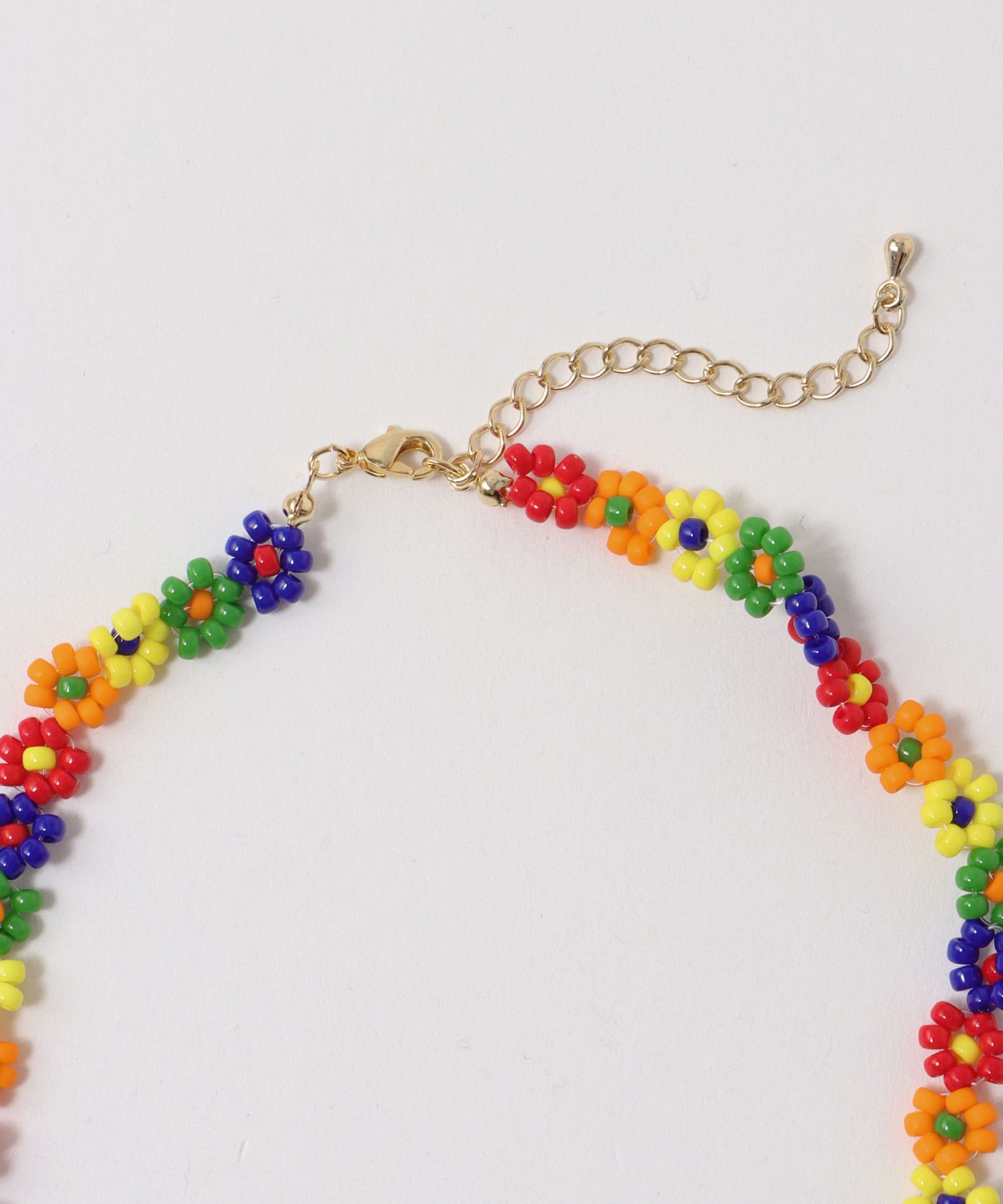 ビーズフラワーネックレス