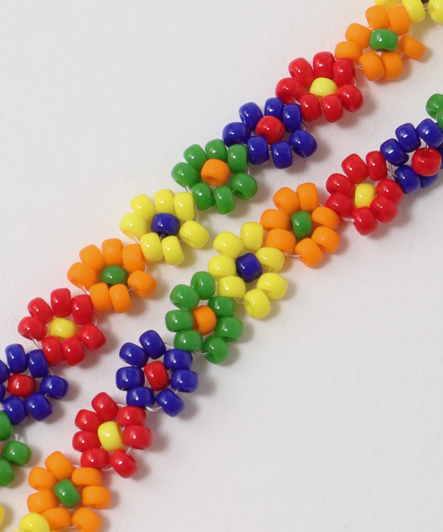 ビーズフラワーネックレス