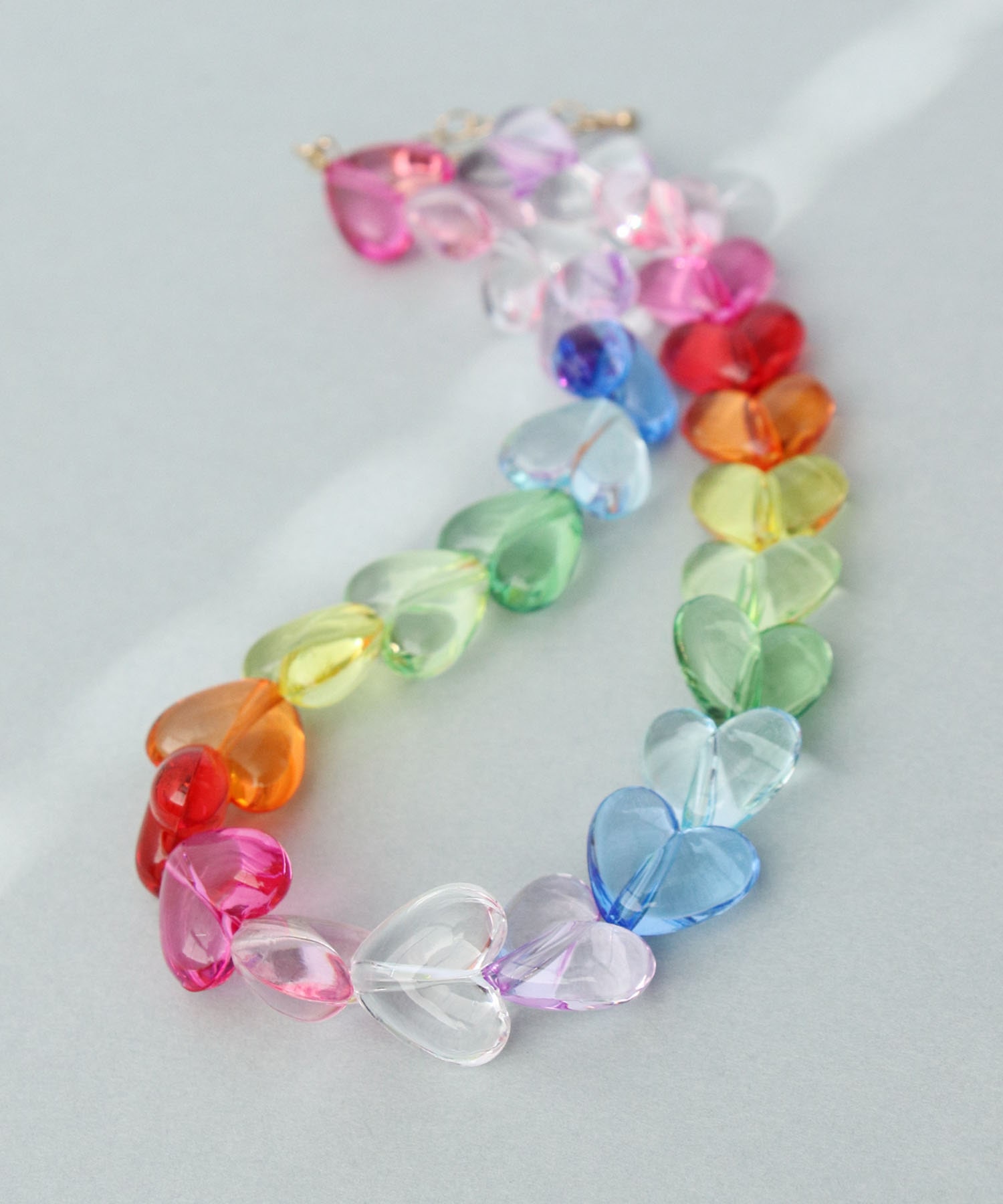 レインボーハートネックレス