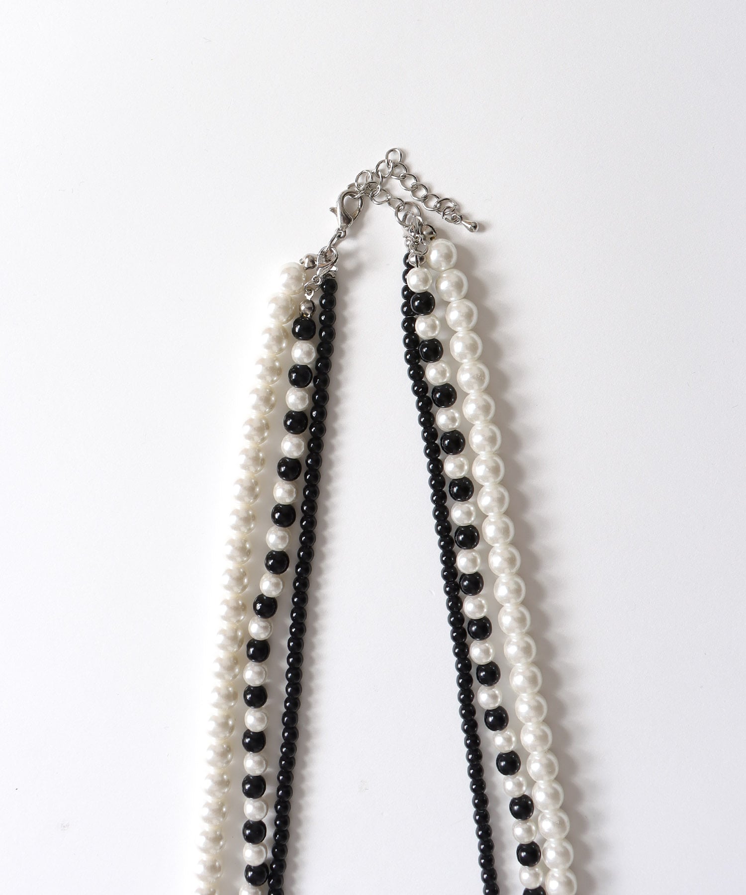 パールMIX3連ネックレス