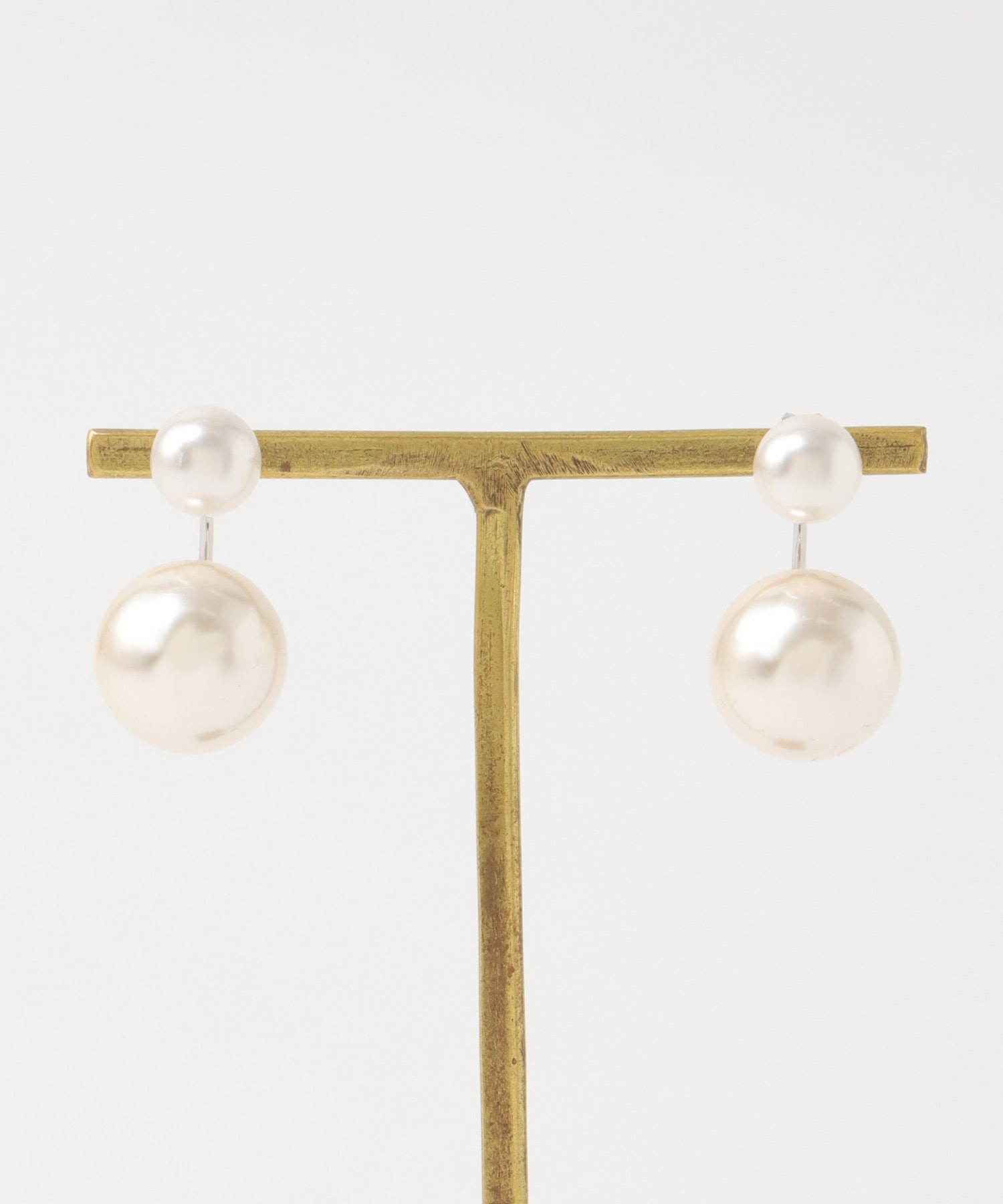 ダブルボールピアス