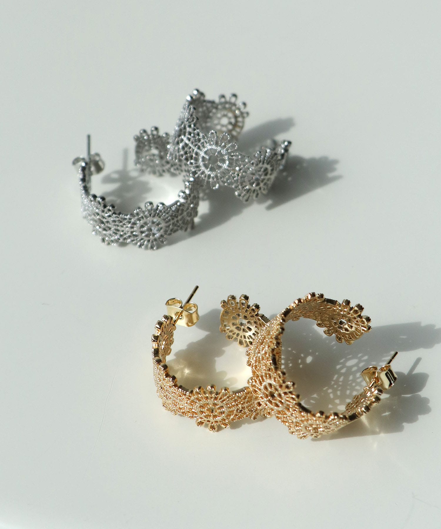 メタルレースフープピアス