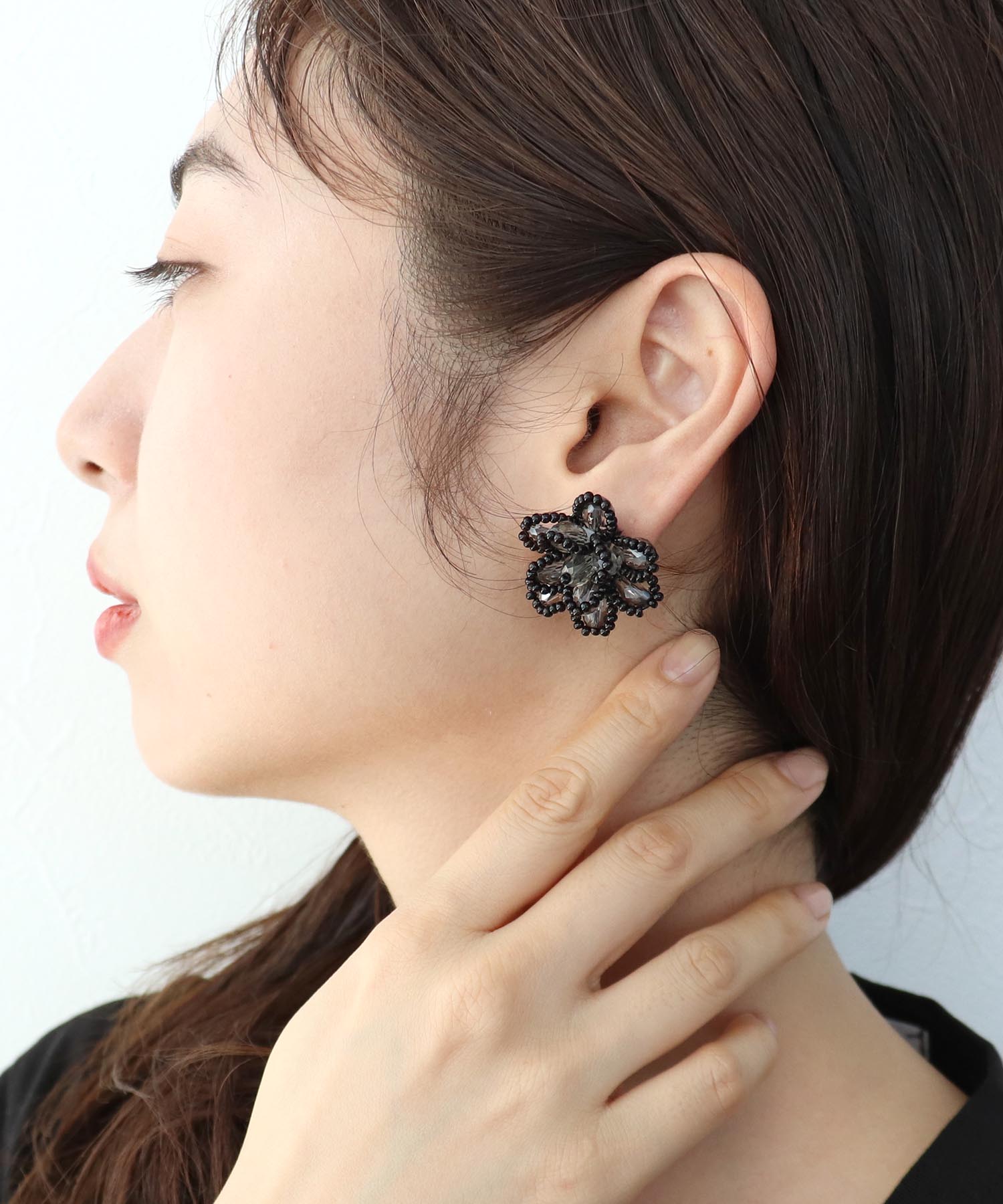 フラワービーズピアス