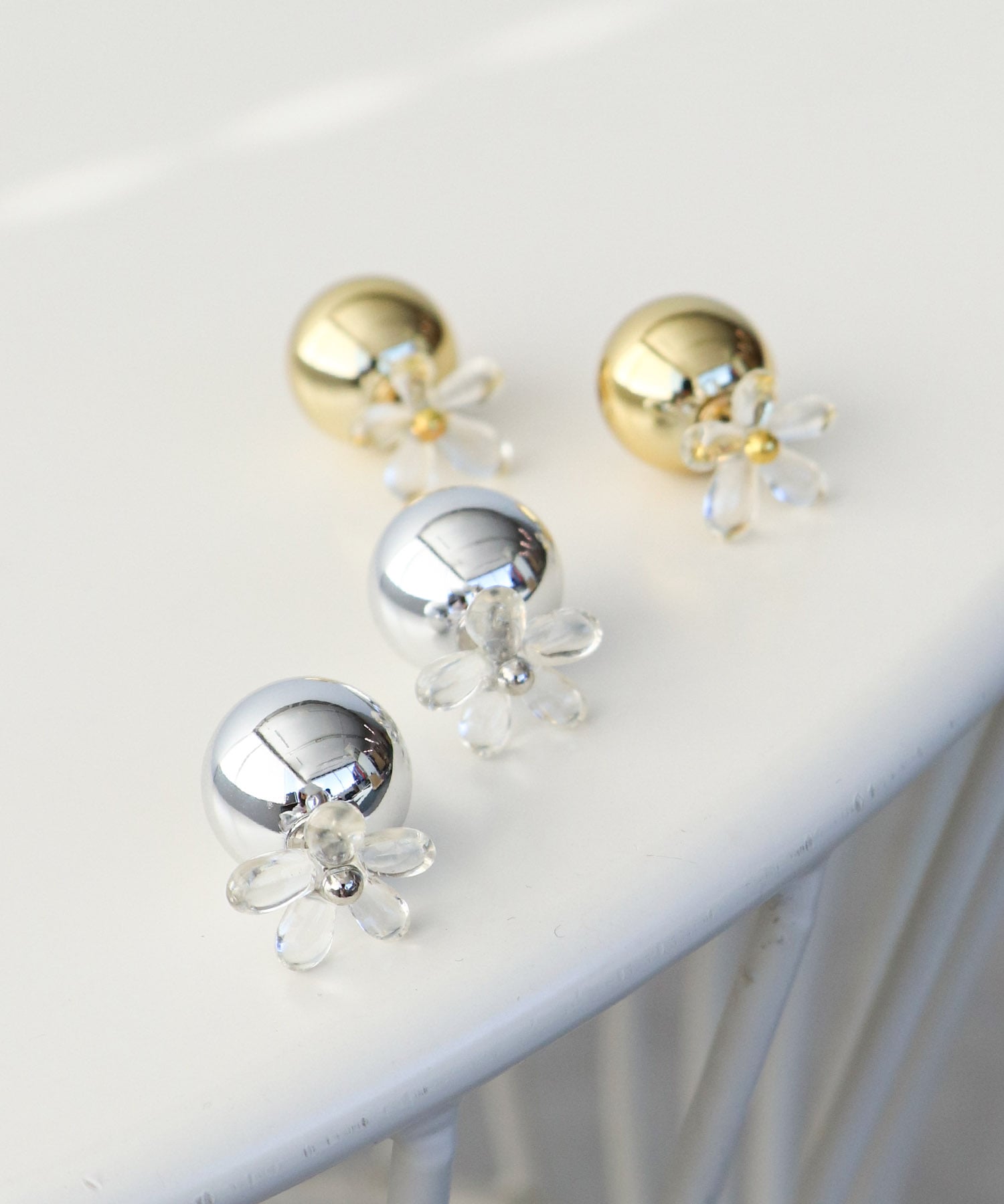 クリアフラワーバックキャッチピアス