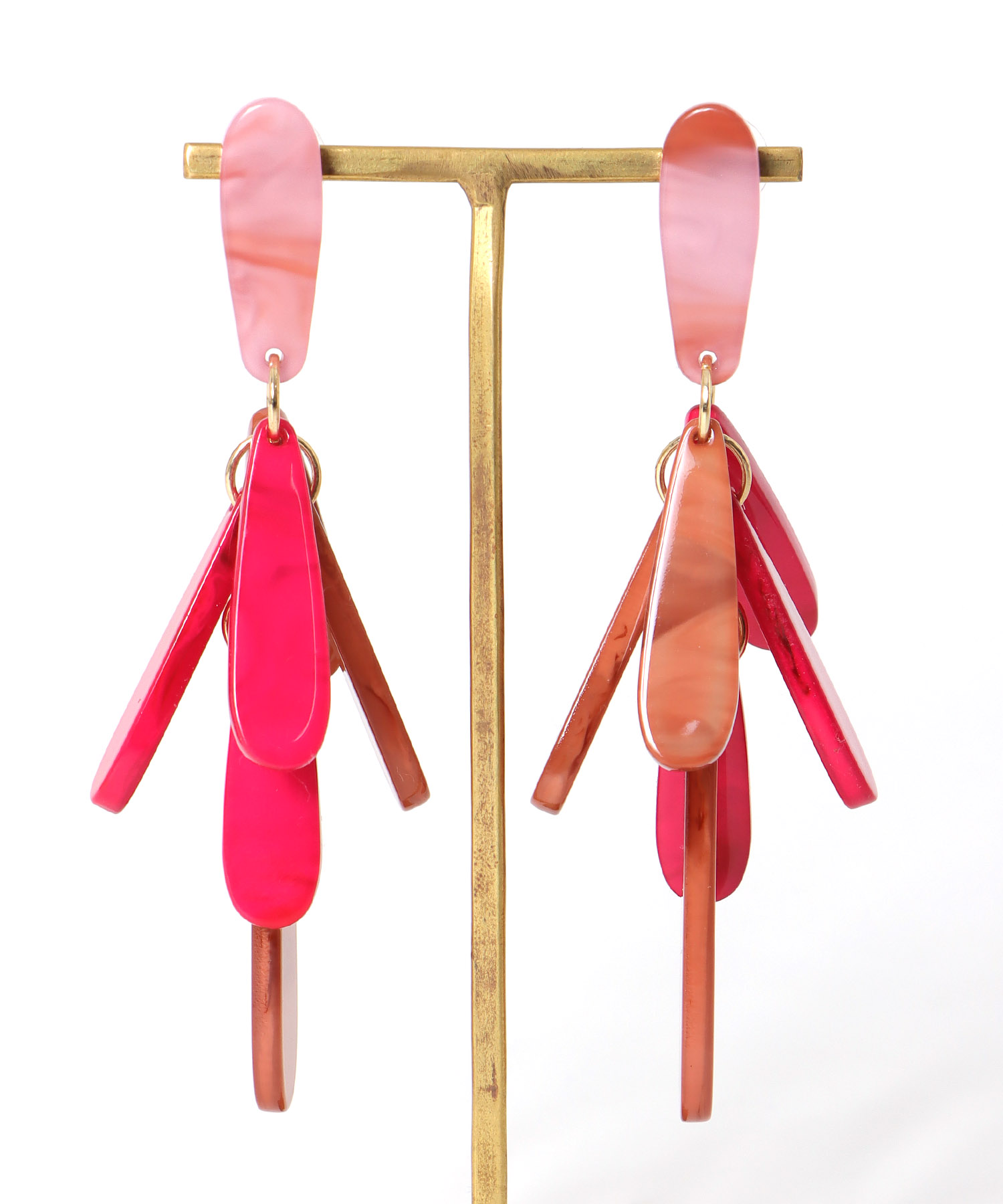 アクリルタッセル風ピアス