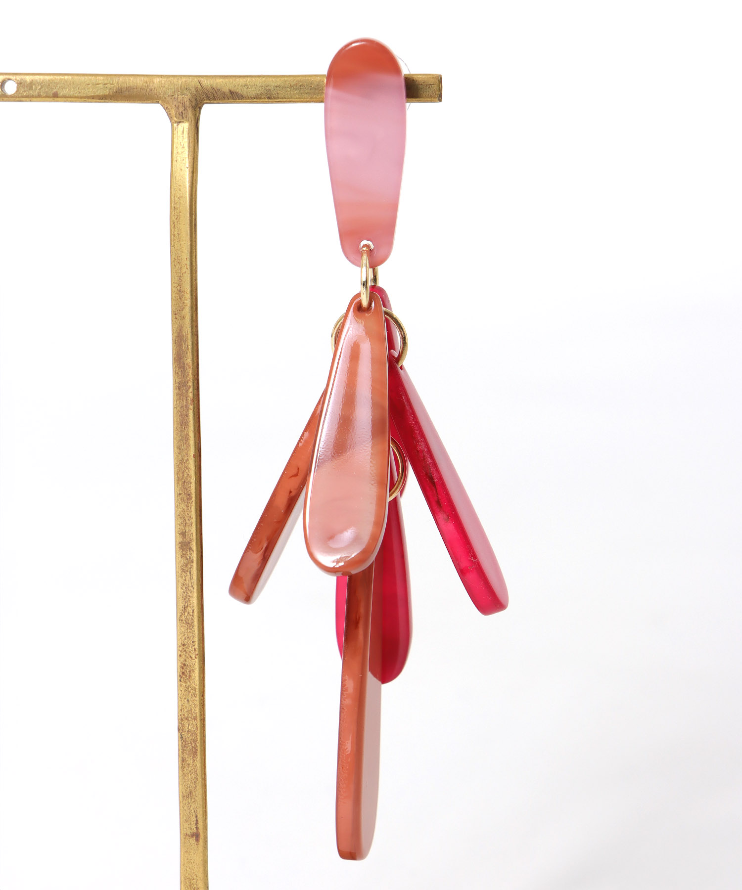 アクリルタッセル風ピアス