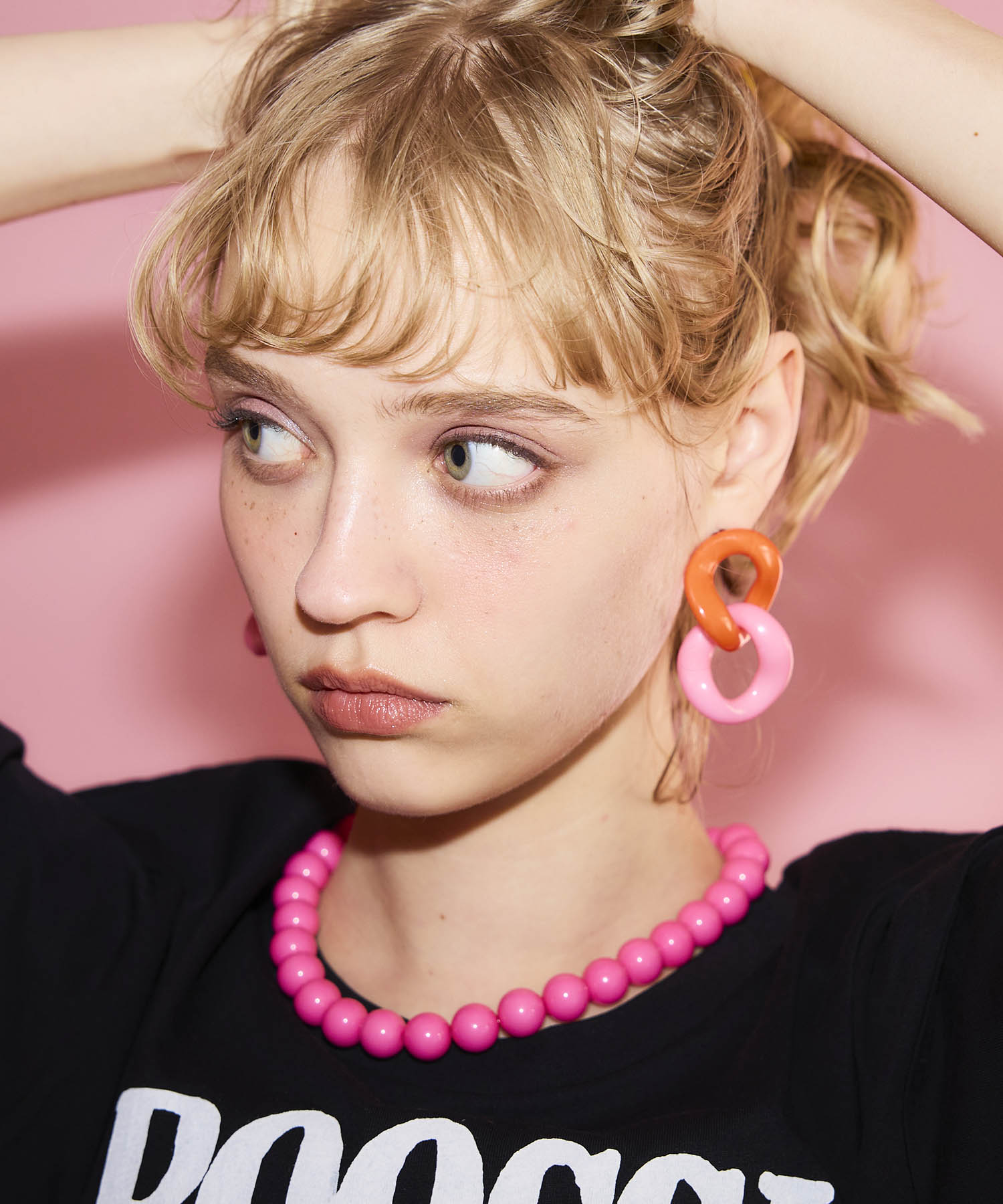 カラフルアクリルパーツピアス