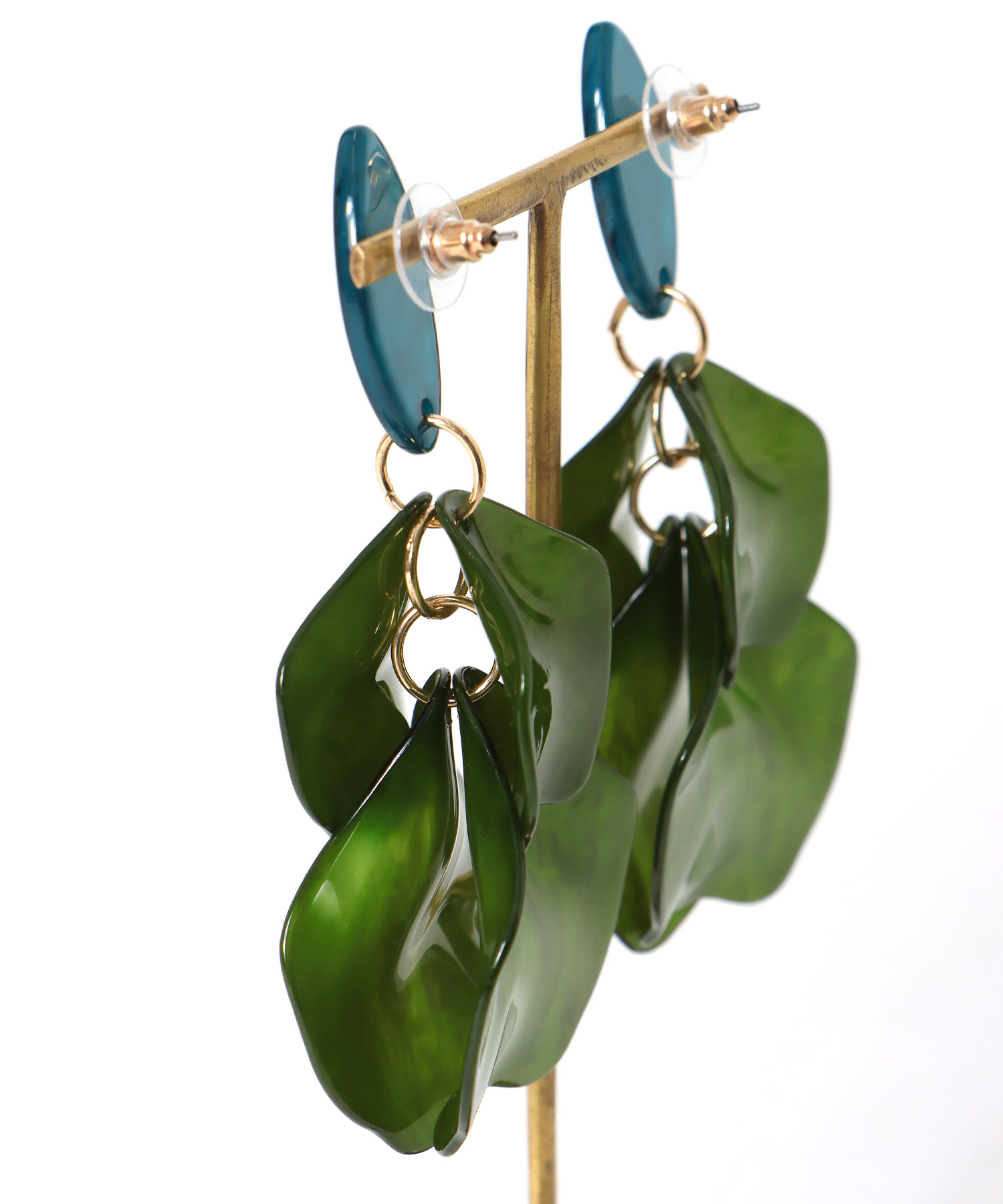 アクリルリーフピアス