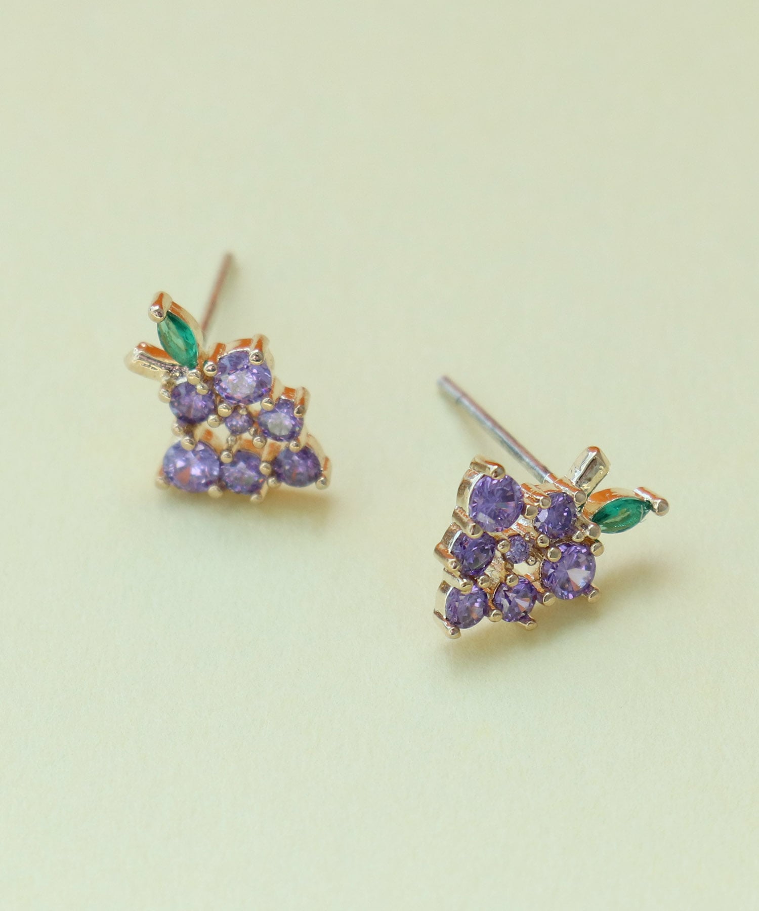 ミニフルーツピアス