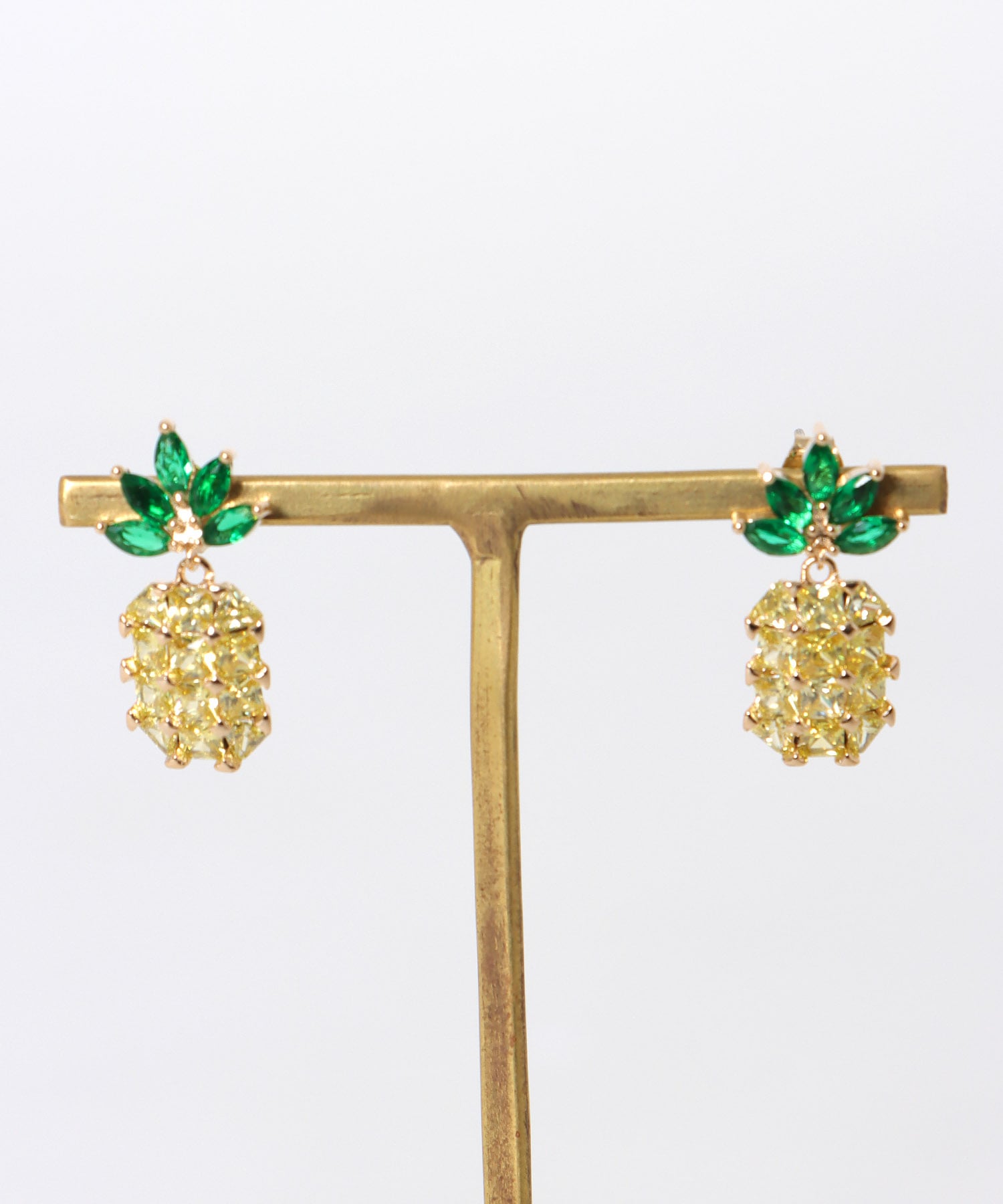 フルーツビジューピアス