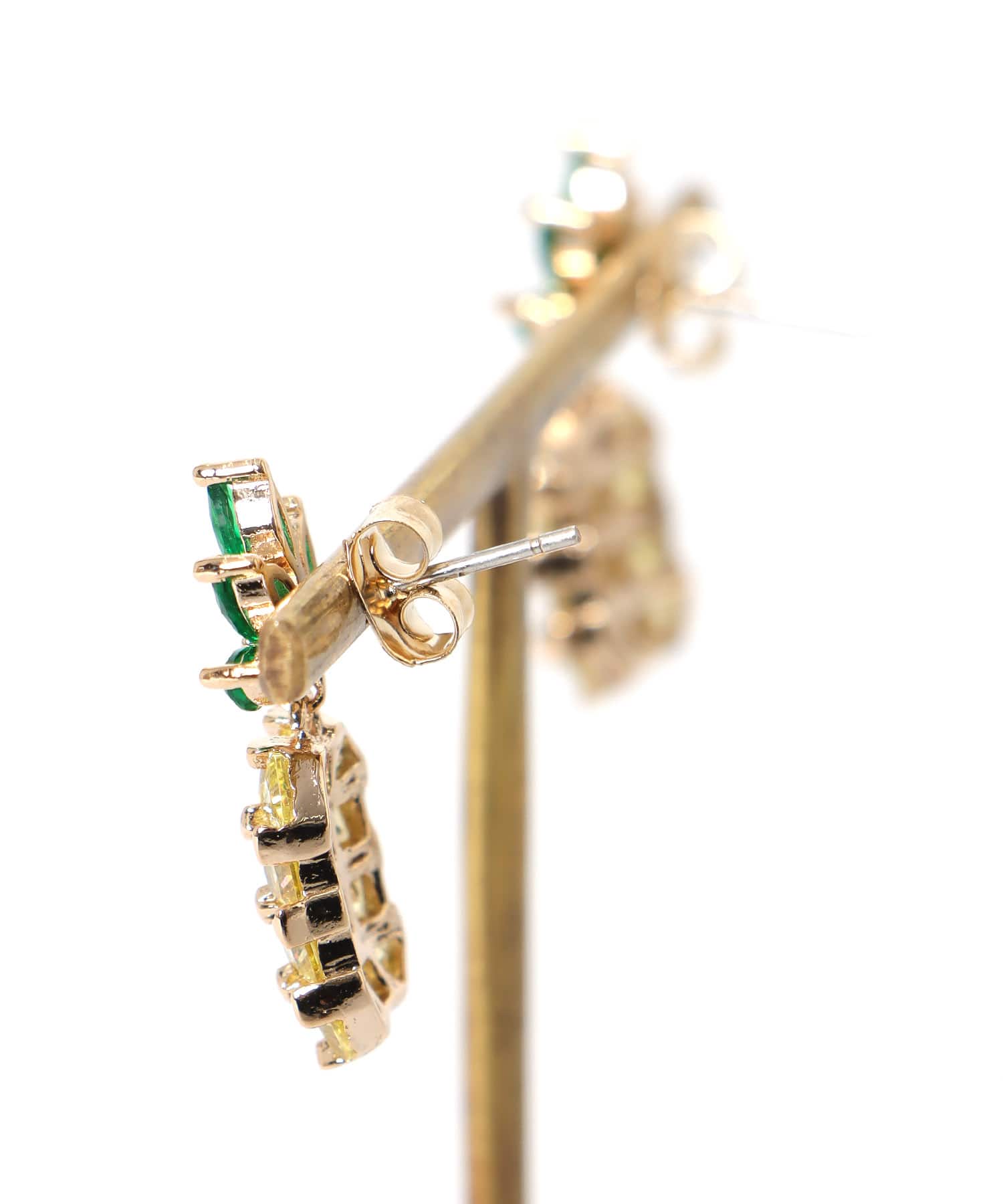 フルーツビジューピアス