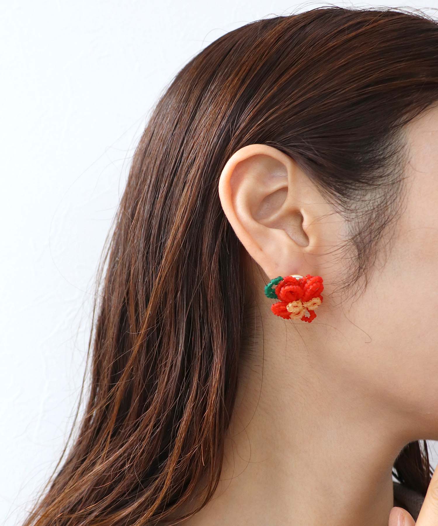 カラーフラワービーズピアス
