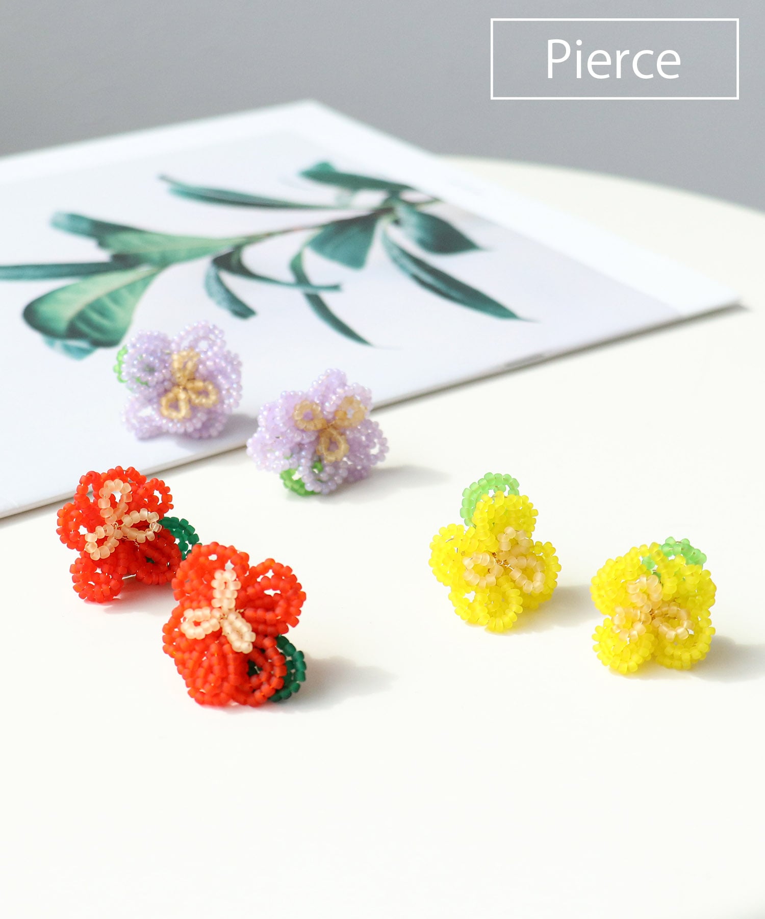 カラーフラワービーズピアス