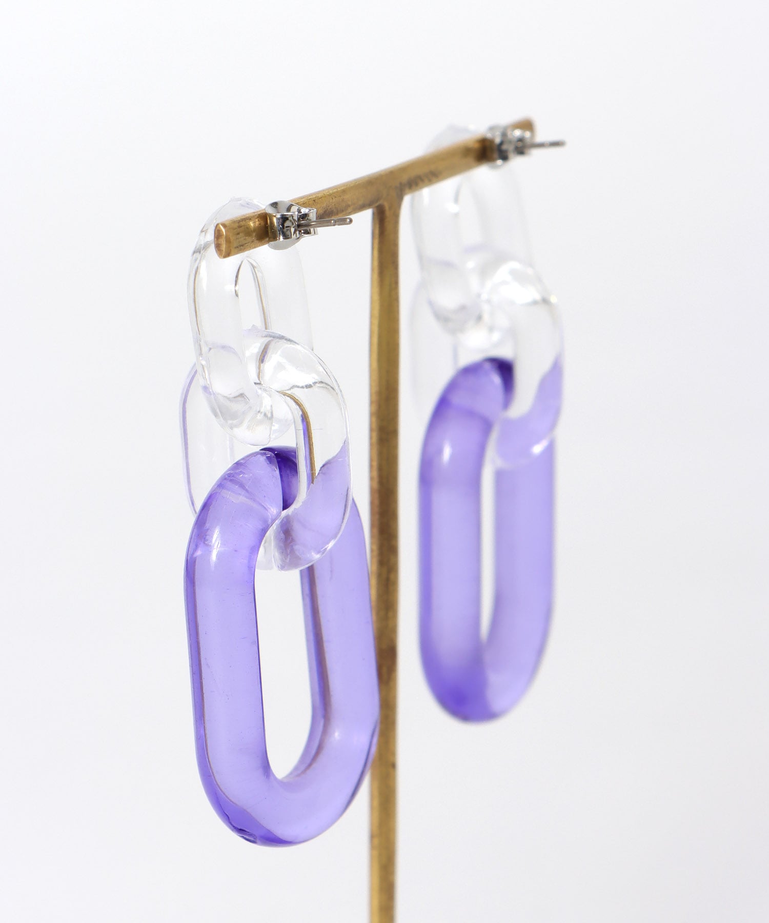 アクリルクリアピアス