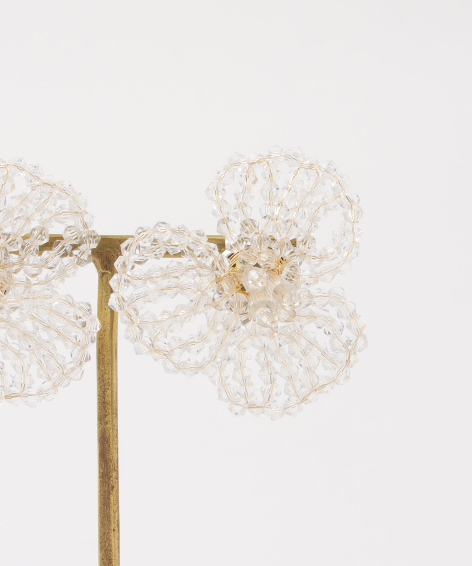 フラワービーズワイヤーピアス