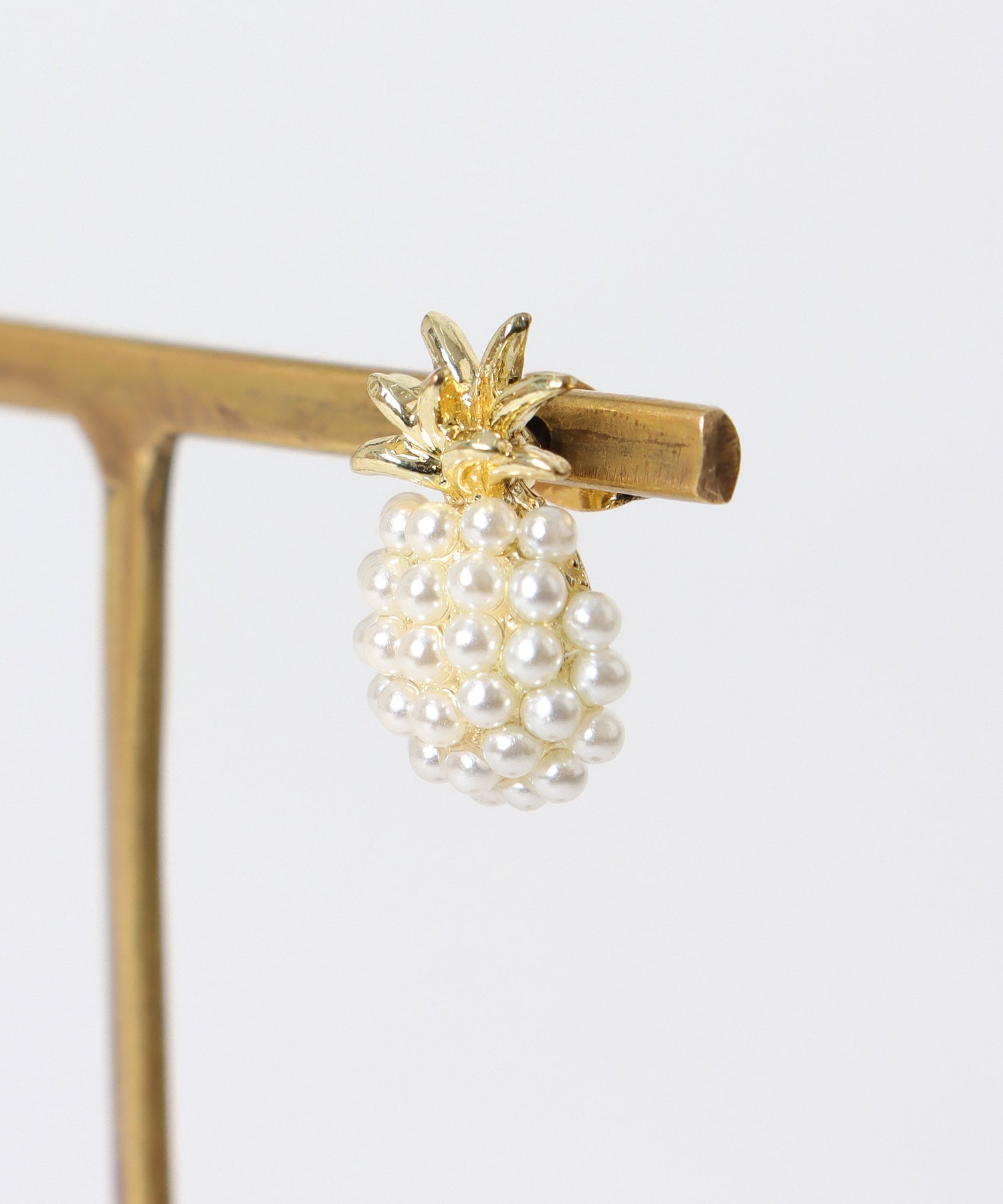 パールパイナップルピアス