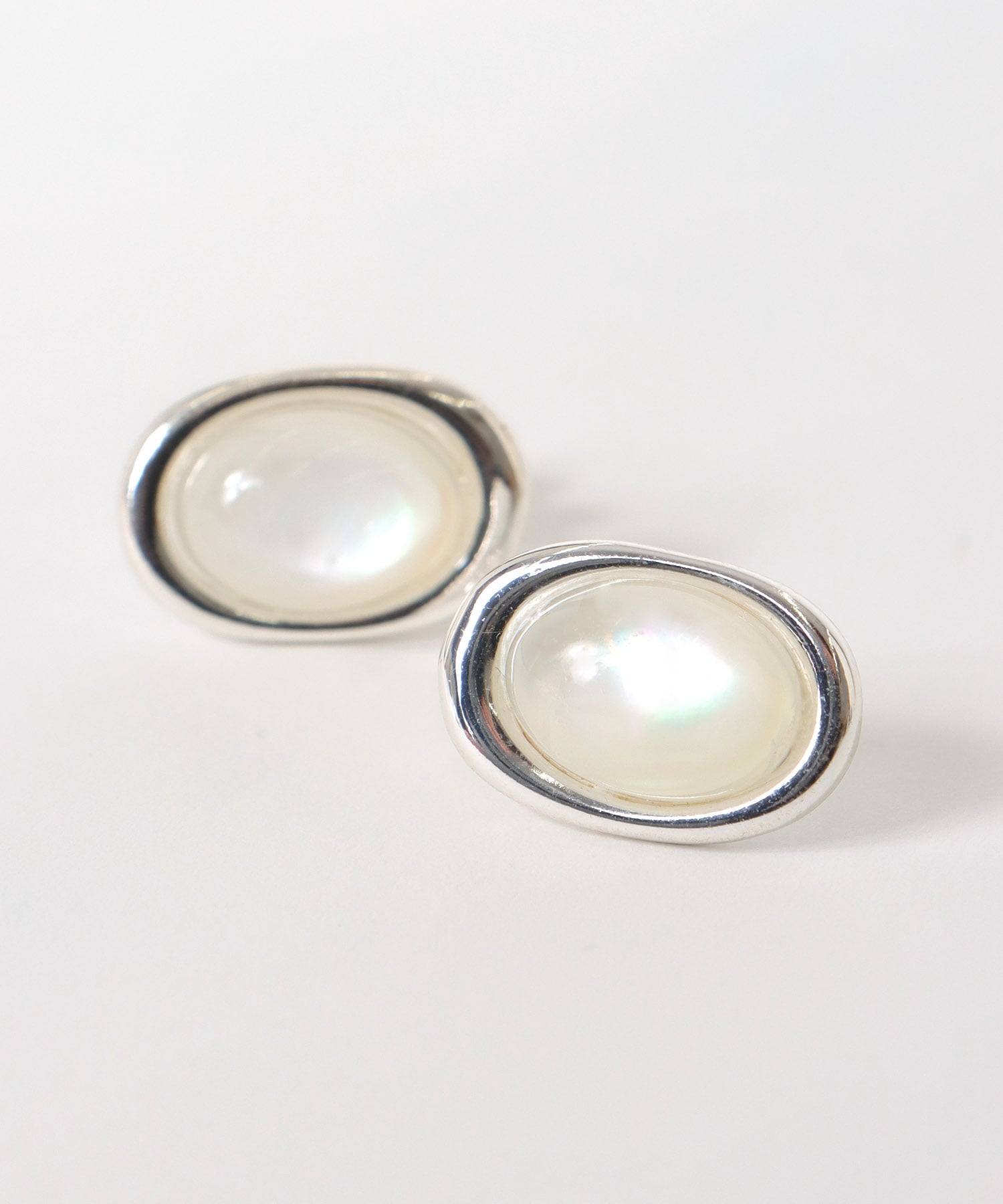 カラーストーンイヤリング