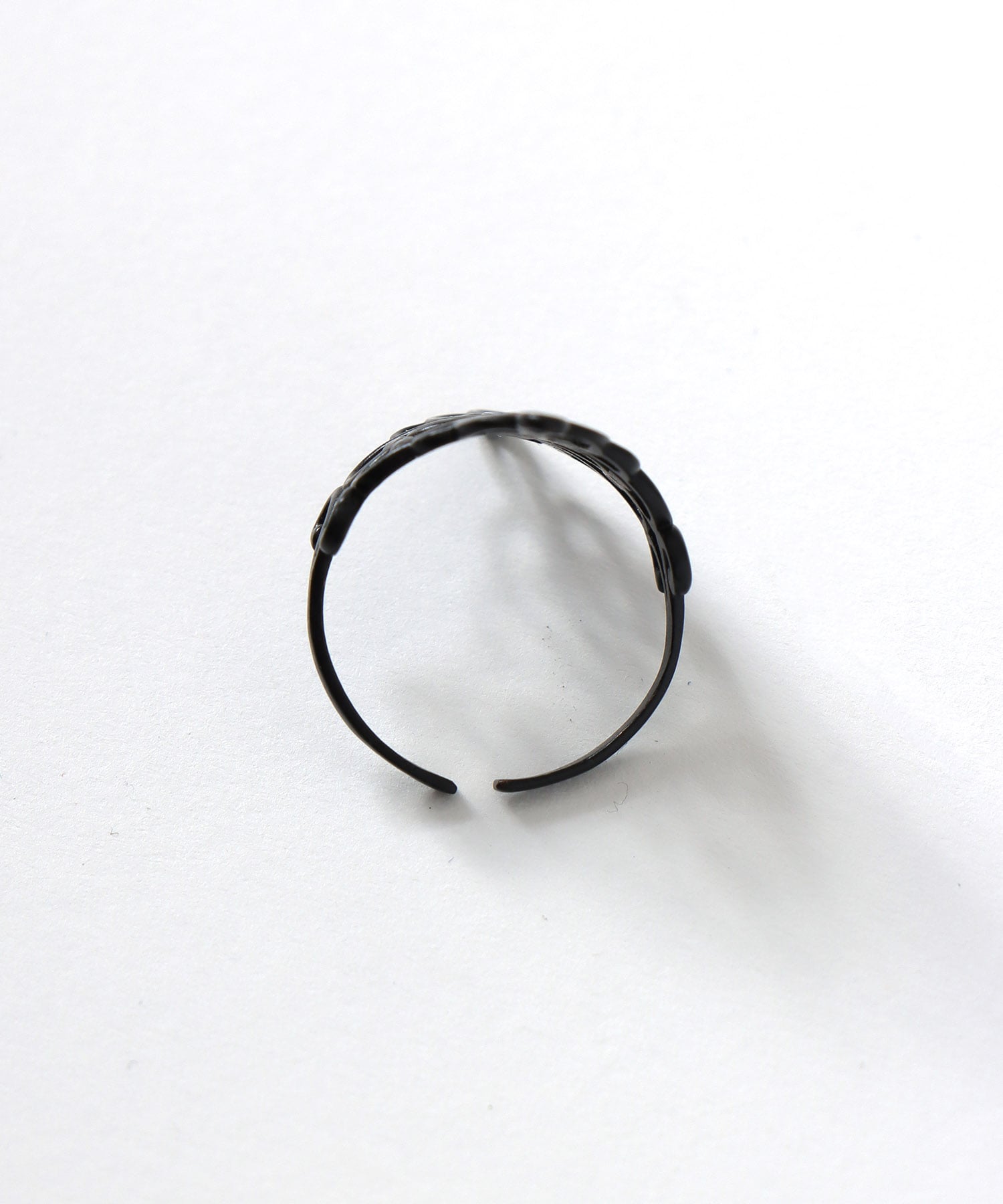 ブラックレースワンポイントリング