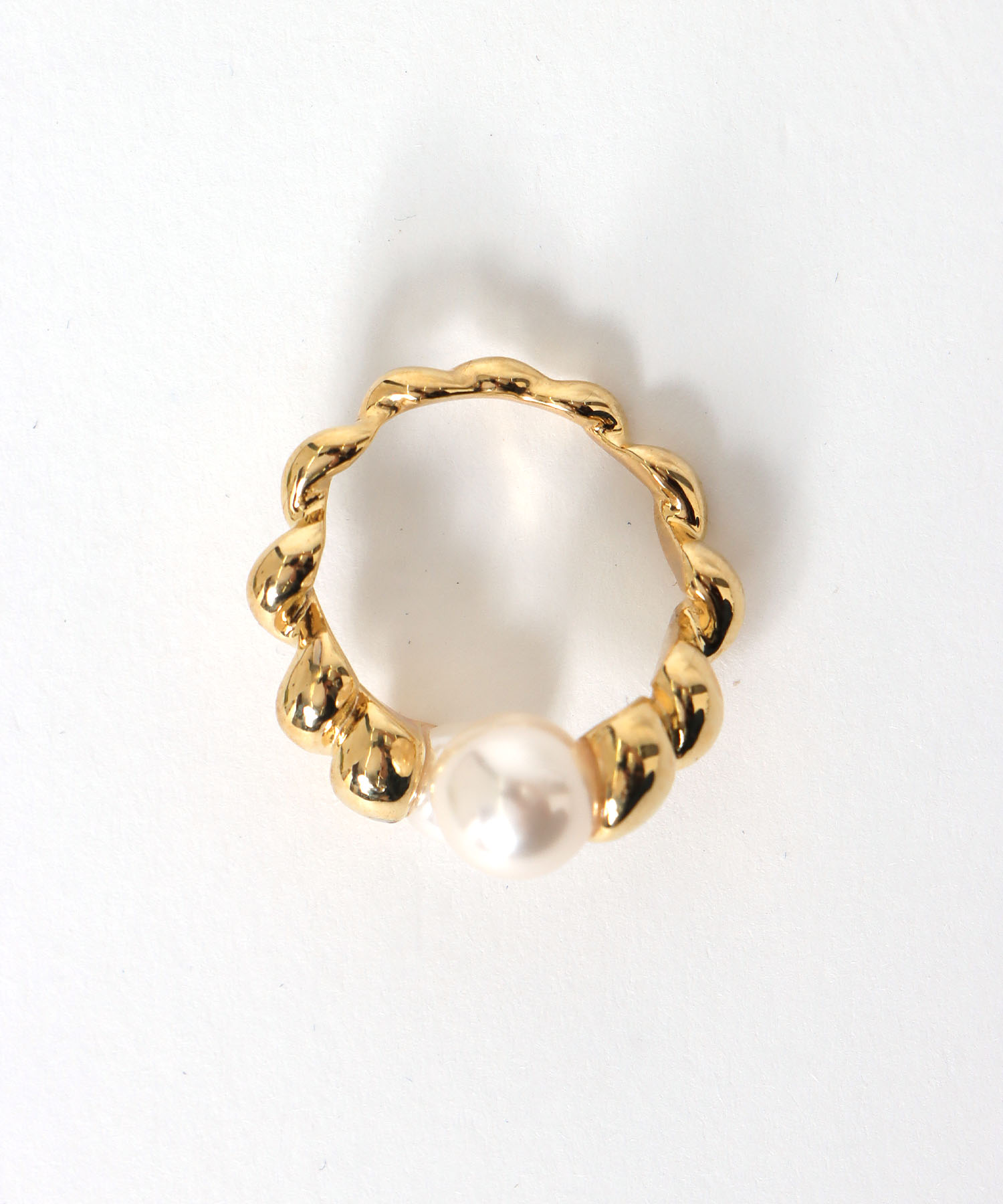 ねじねじパールリング