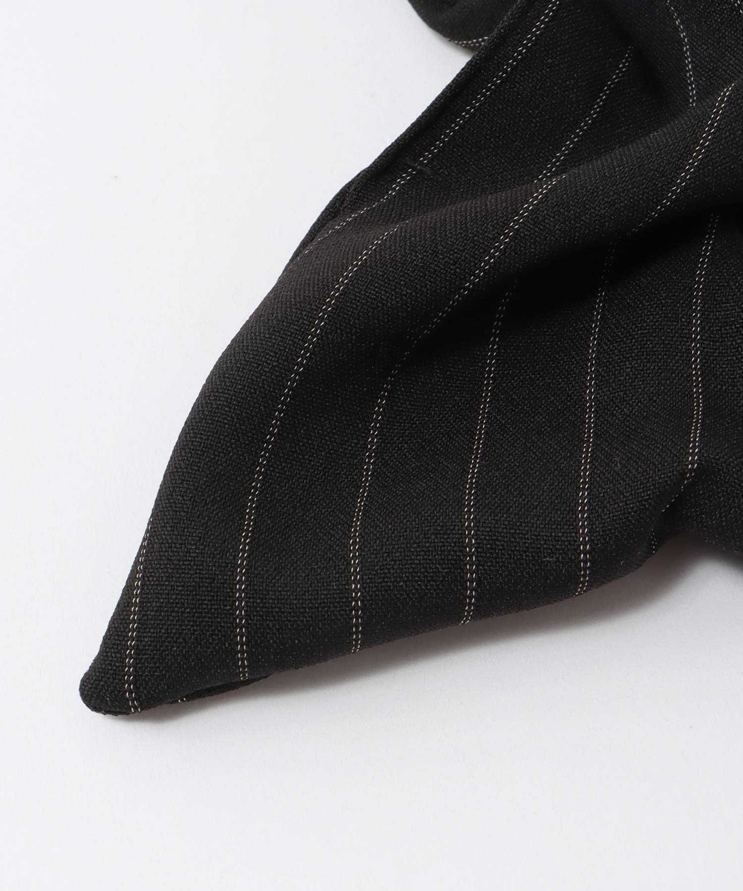 ストライプ柄スクエアシュシュ