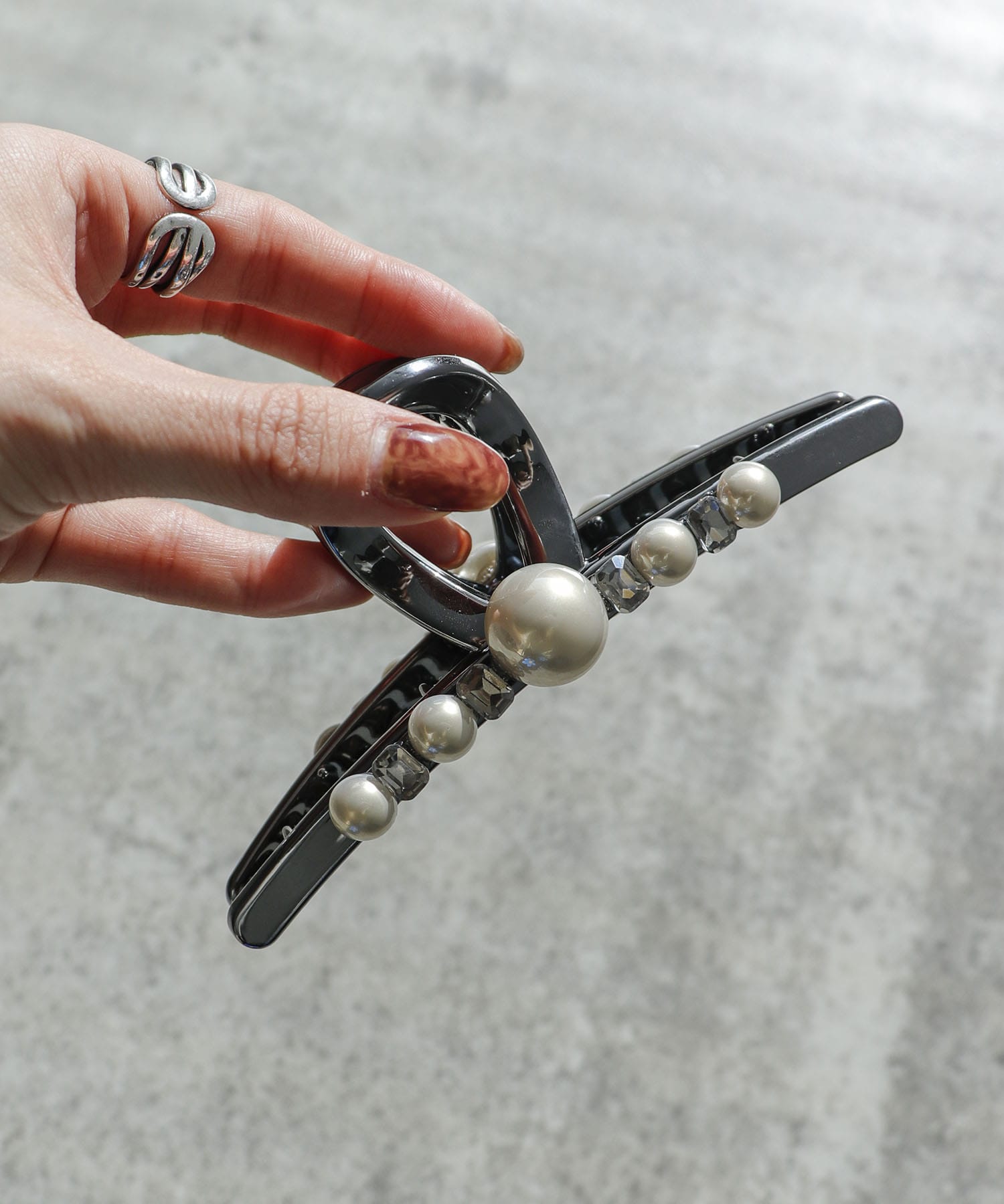 パールキラリブラックバンス